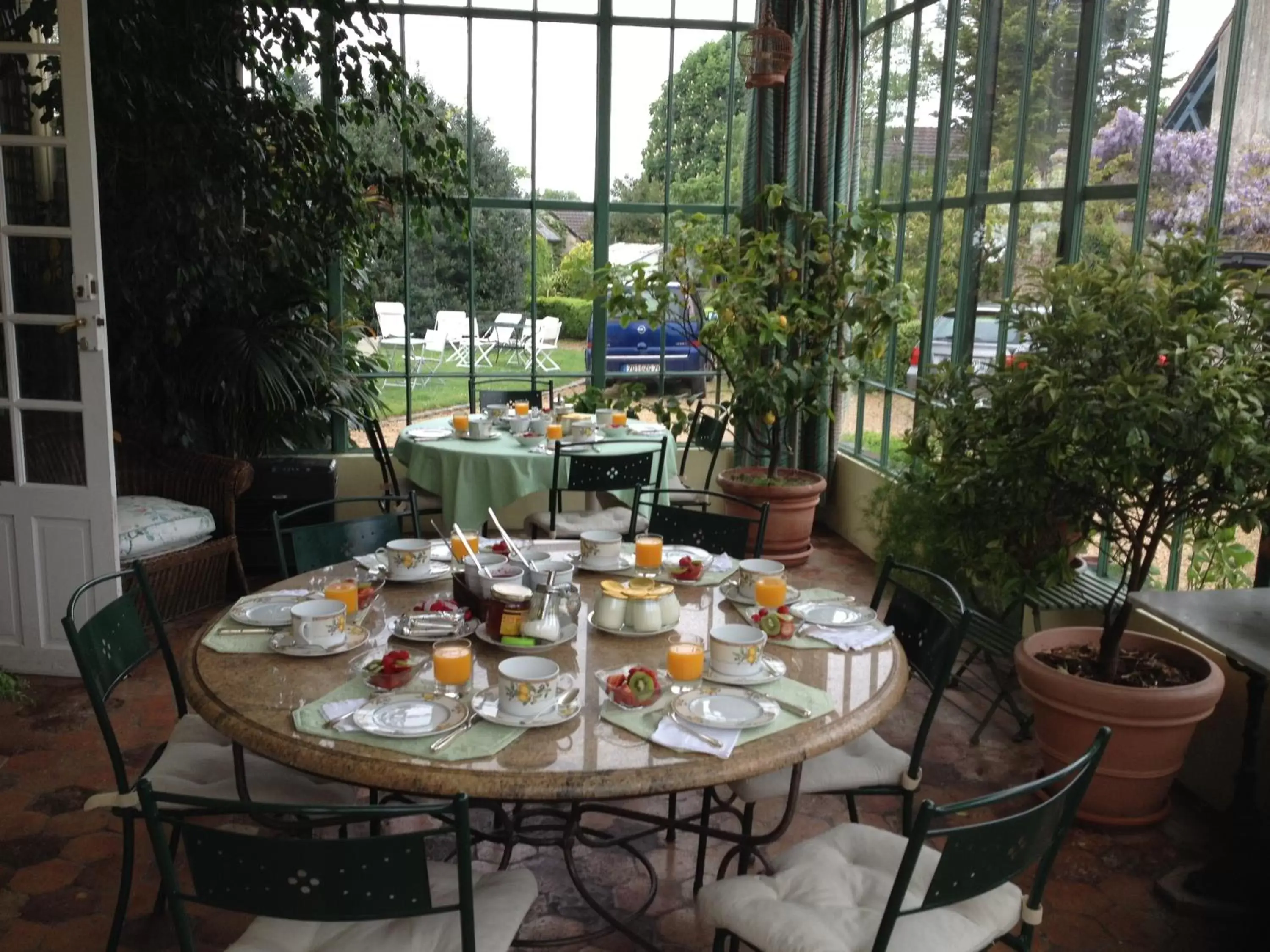 Garden in Clos Saint Nicolas