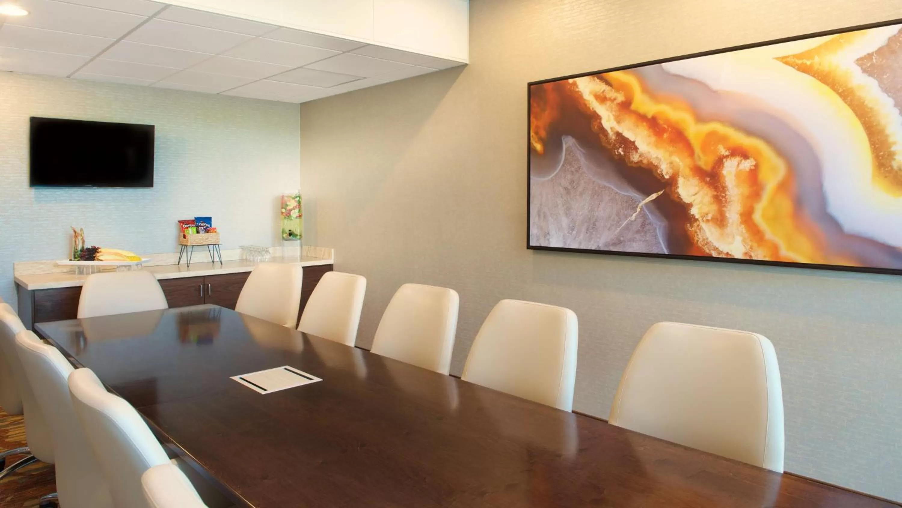 Meeting/conference room in Embassy Suites by Hilton Seattle Bellevue