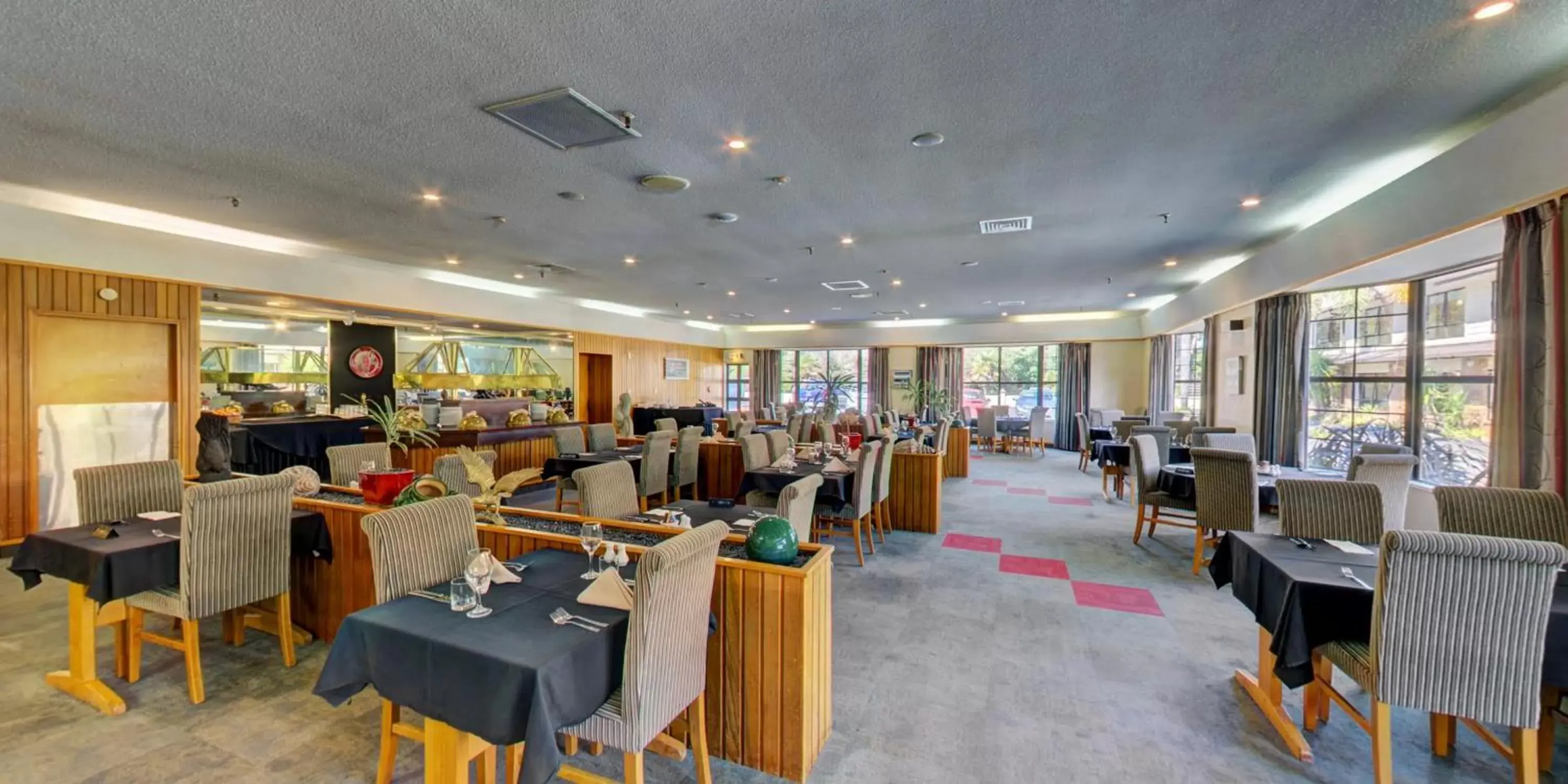 Restaurant/Places to Eat in Distinction Whangarei Hotel & Conference Centre