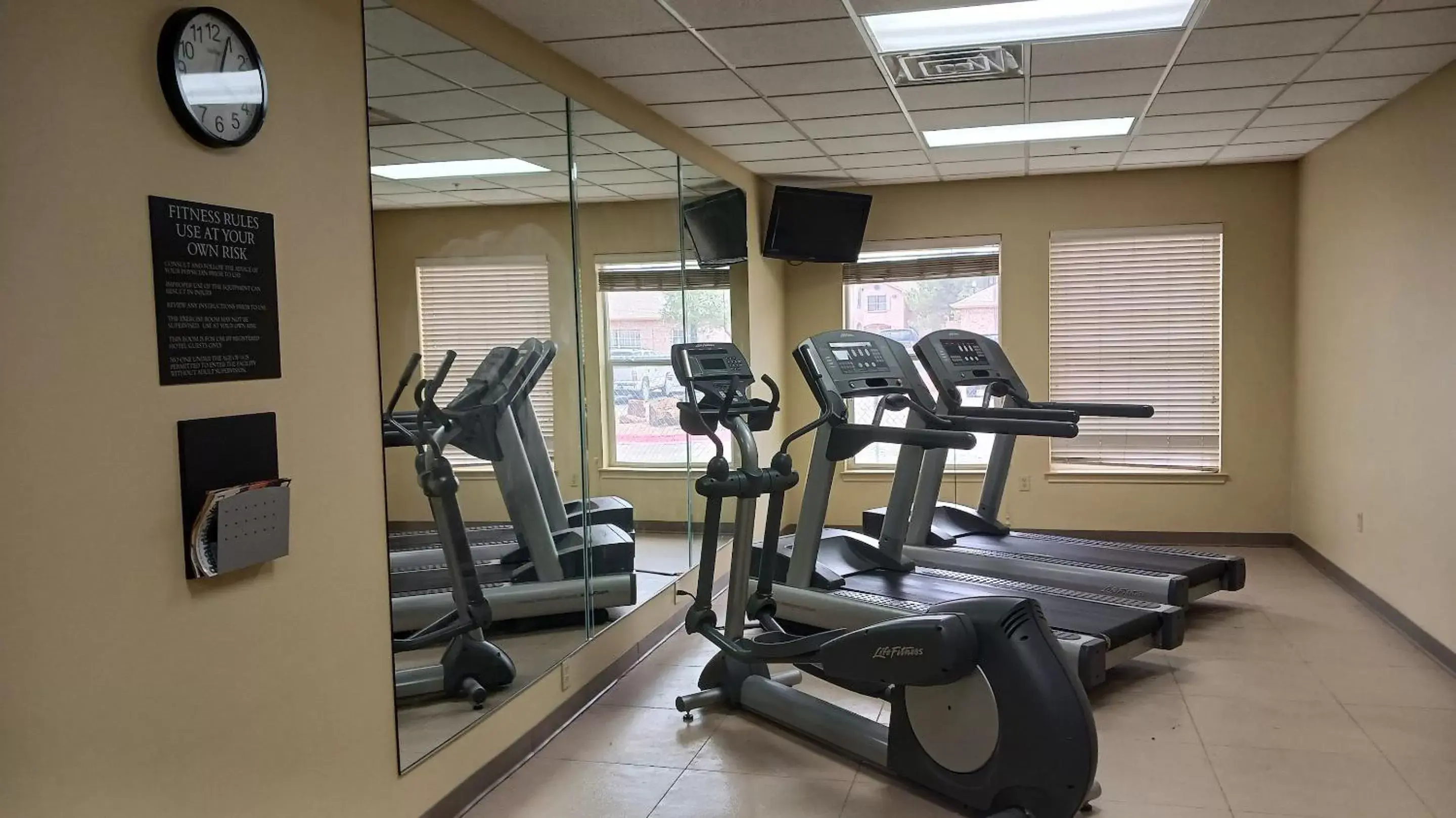 Fitness centre/facilities, Fitness Center/Facilities in Red Roof Inn & Suites Midland