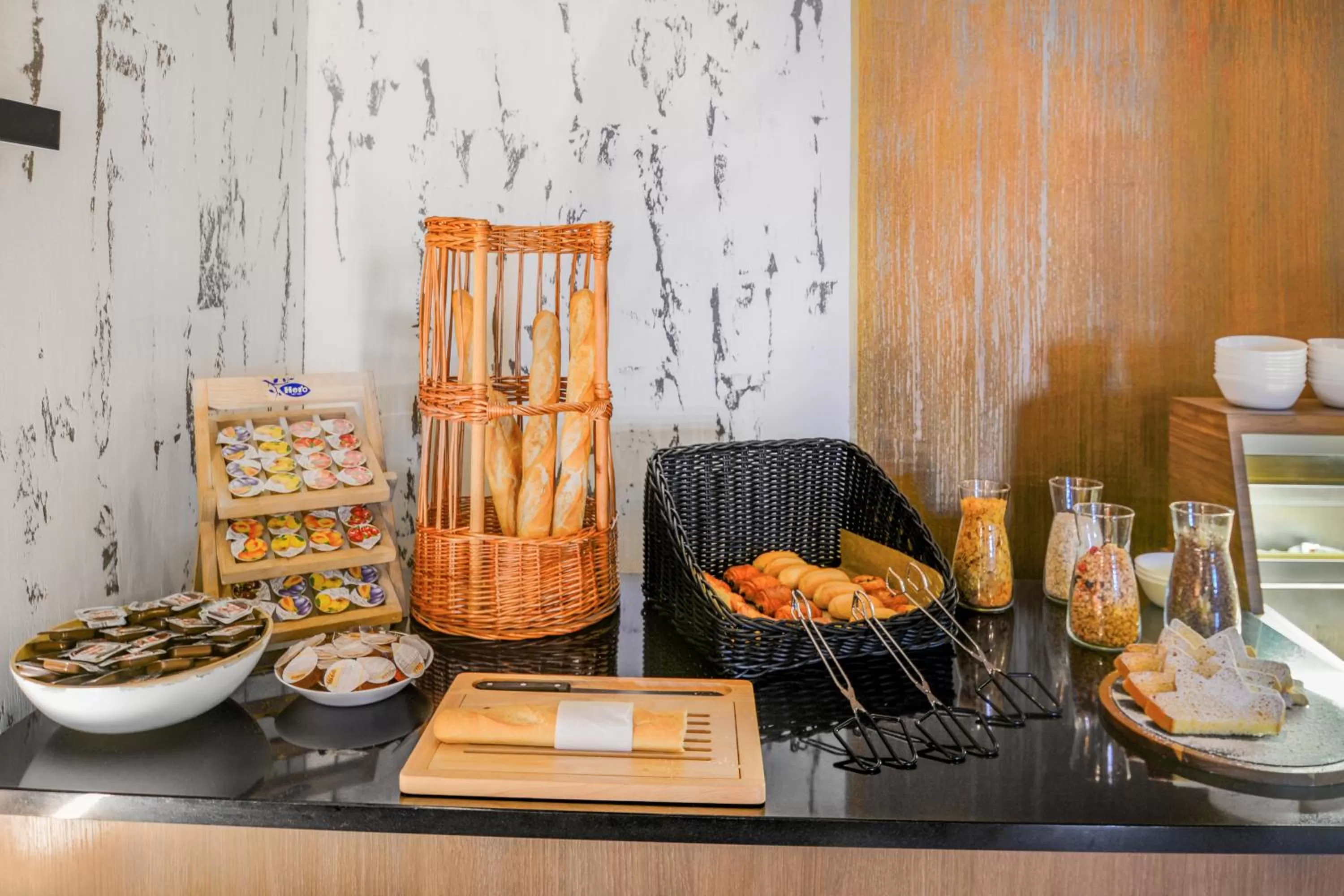 Breakfast in Neuchâtel City Hôtel