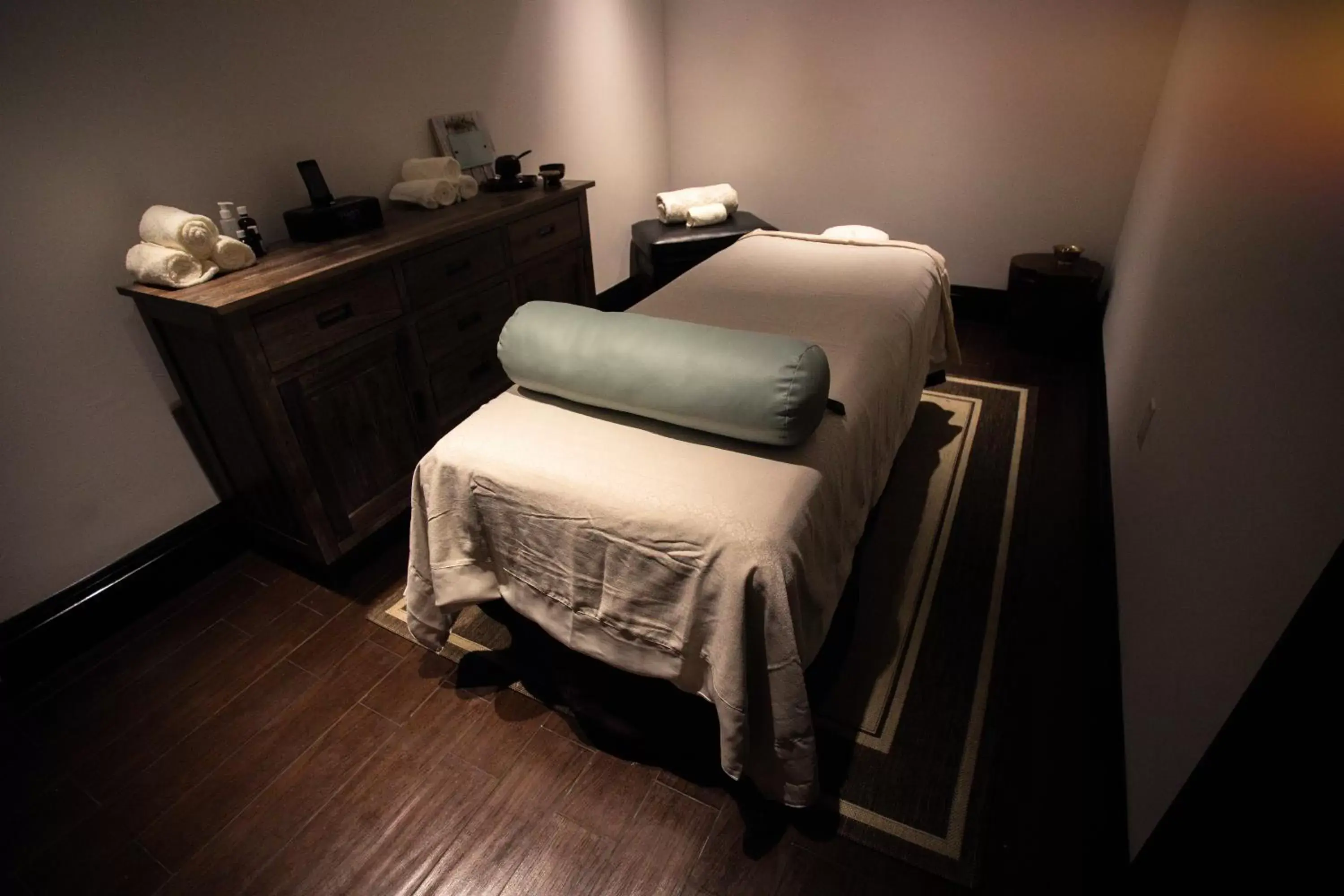 Massage in Hotel Croydon