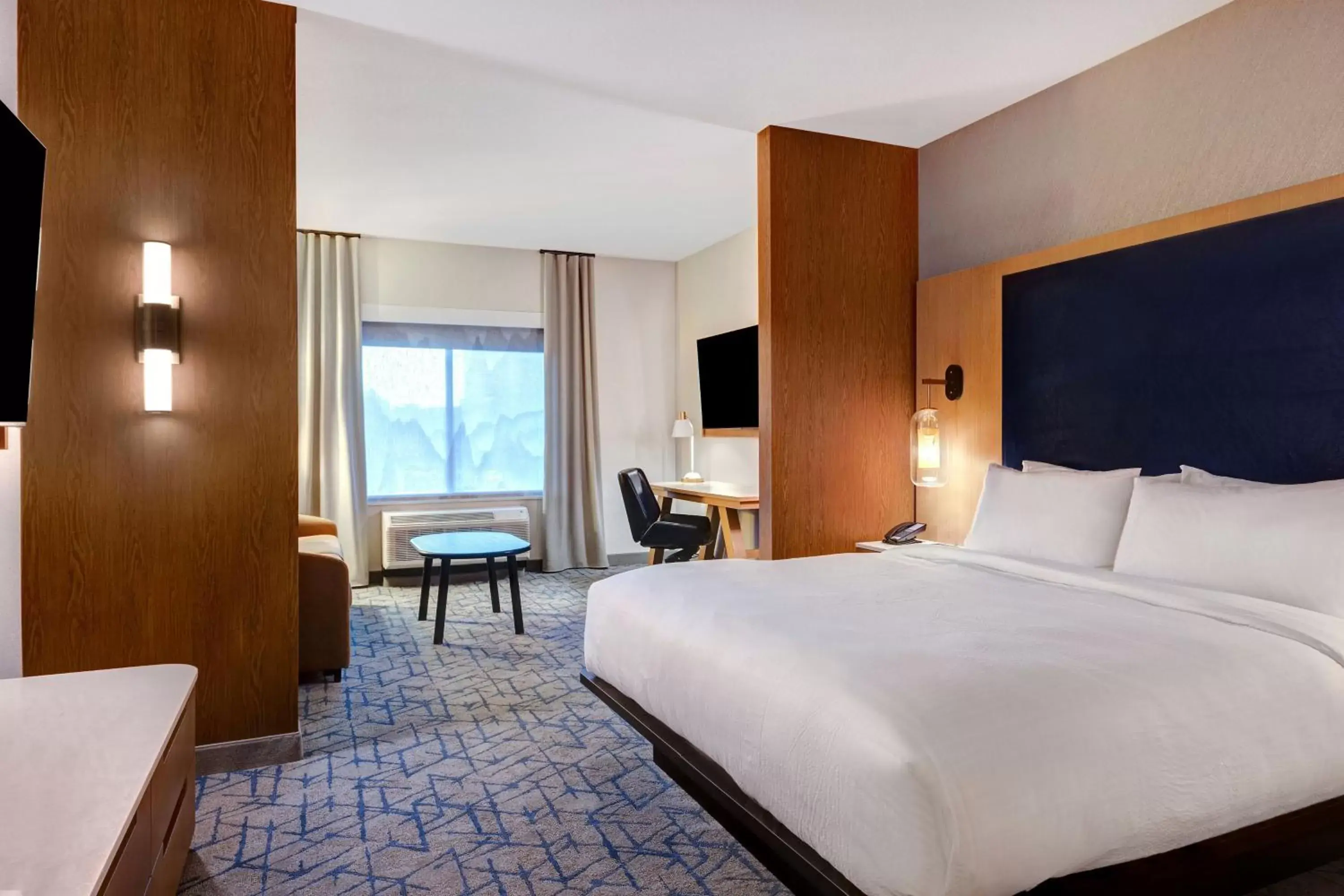 Bedroom, Bed in Fairfield by Marriott Inn & Suites Minneapolis Downtown