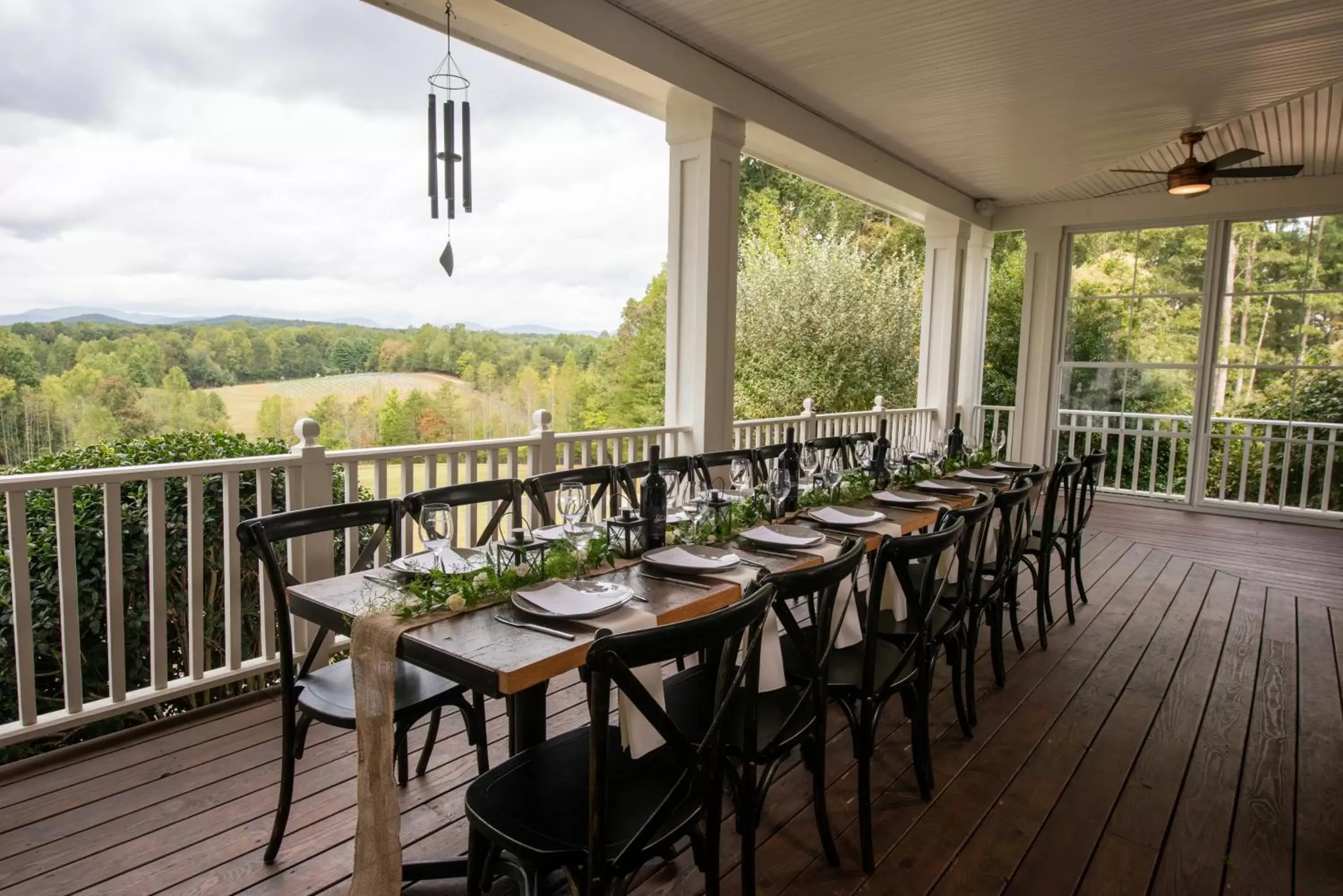 Restaurant/Places to Eat in Dahlonega Resort and Vineyard