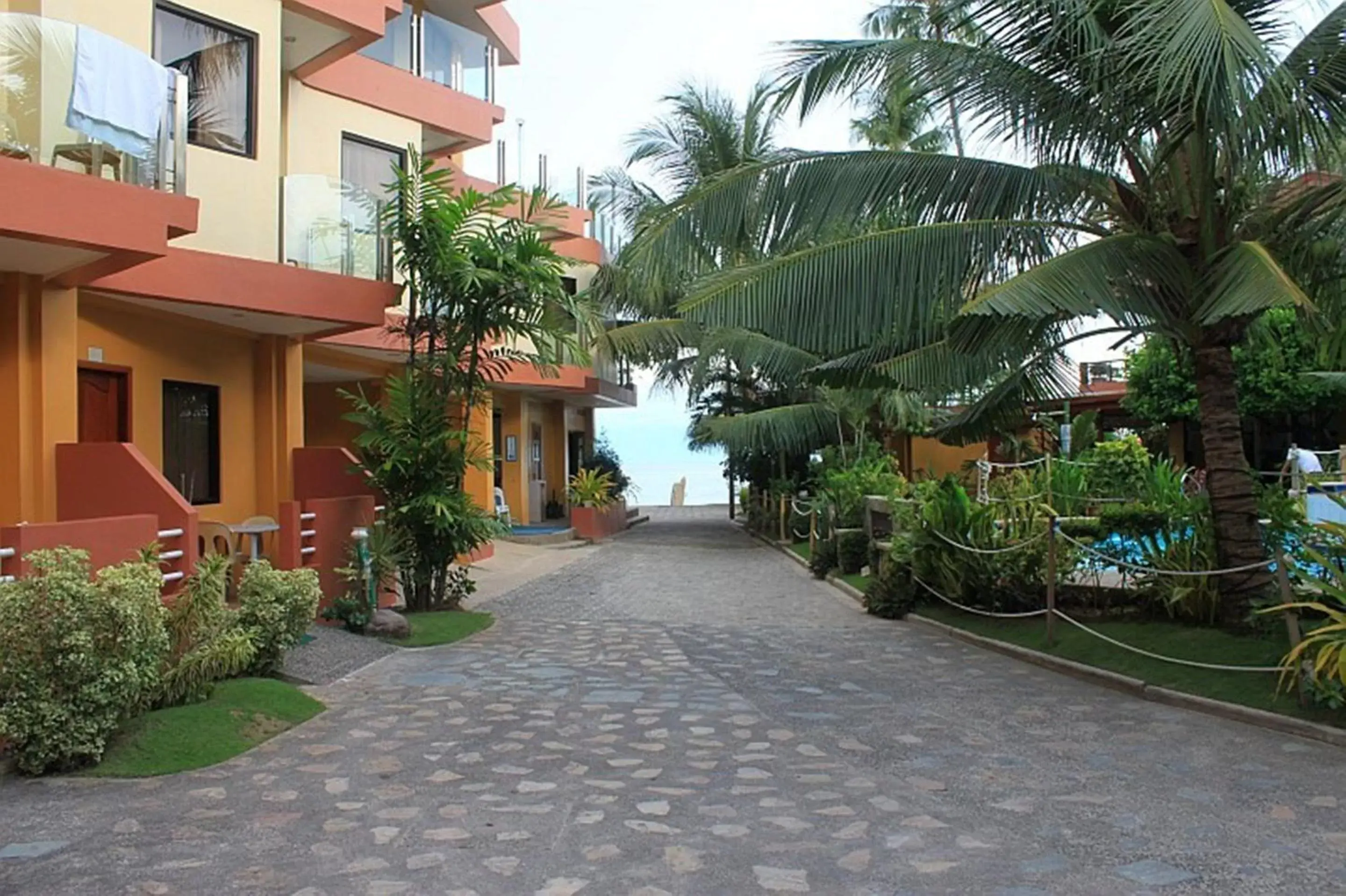 Area and facilities, Property Building in Lost Horizon Beach Dive Resort