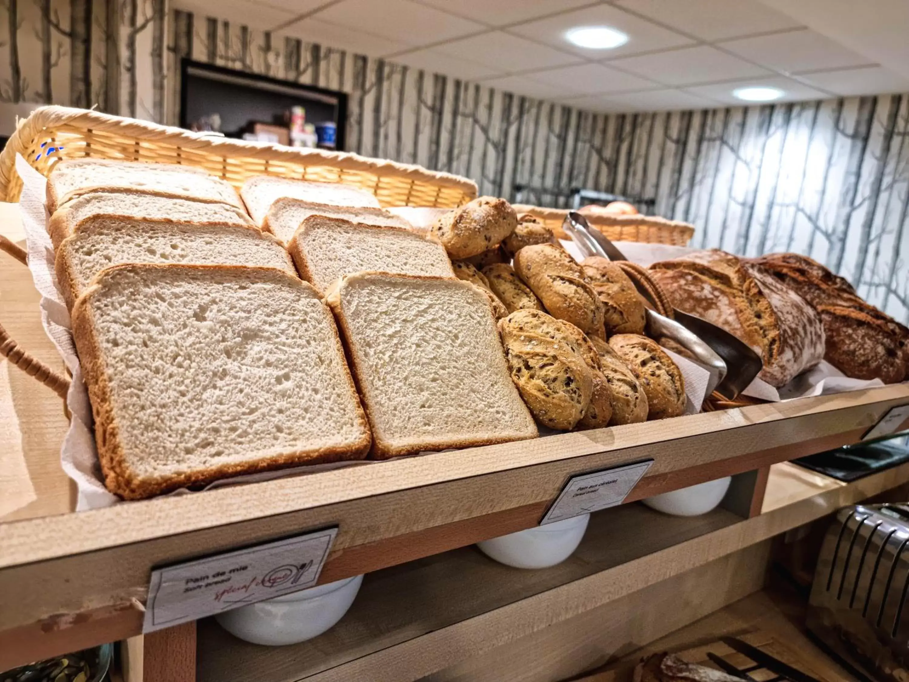 Breakfast, Food in ibis Styles Caen Centre Historique