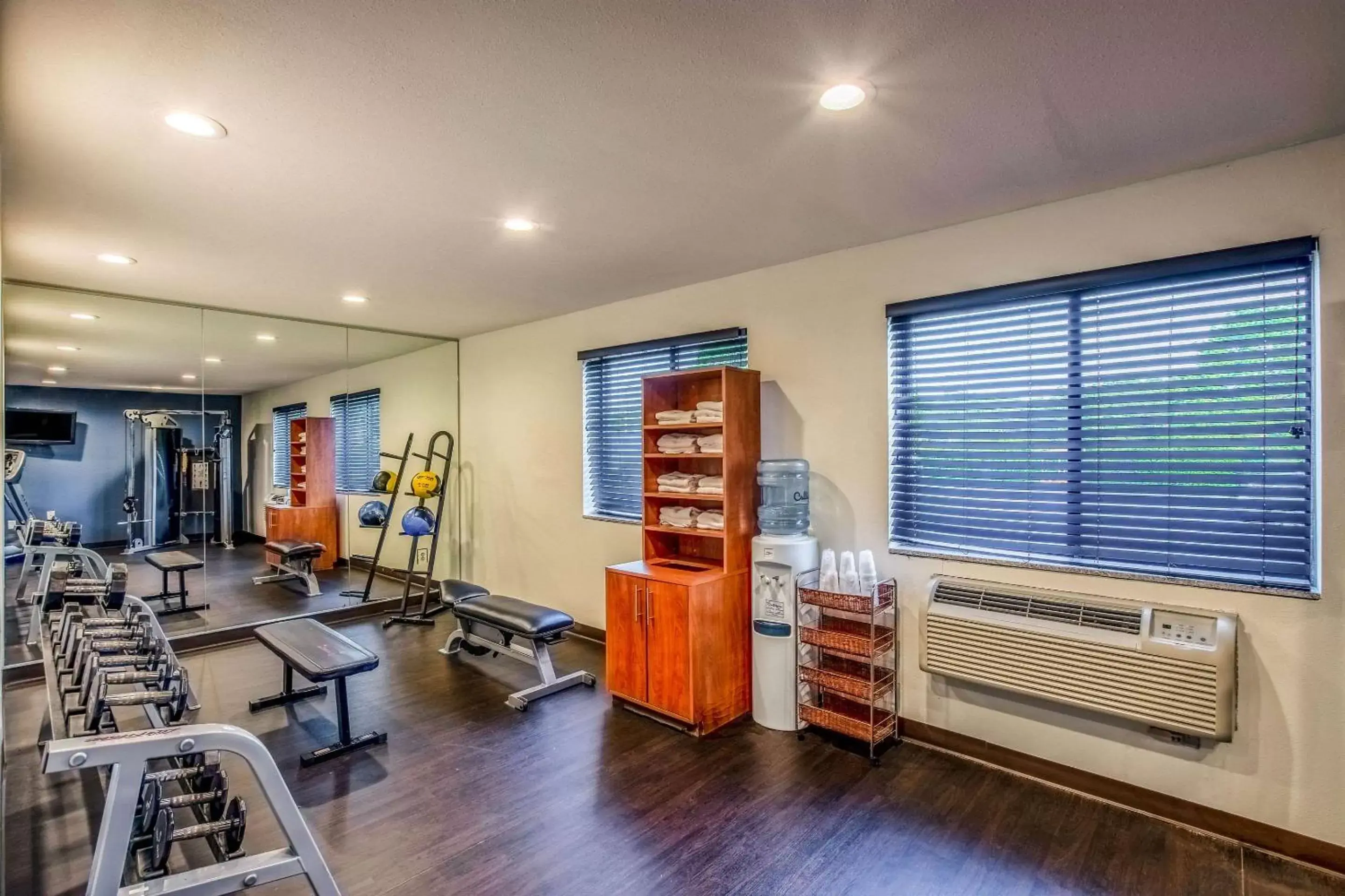 Fitness centre/facilities in Quality Inn & Suites