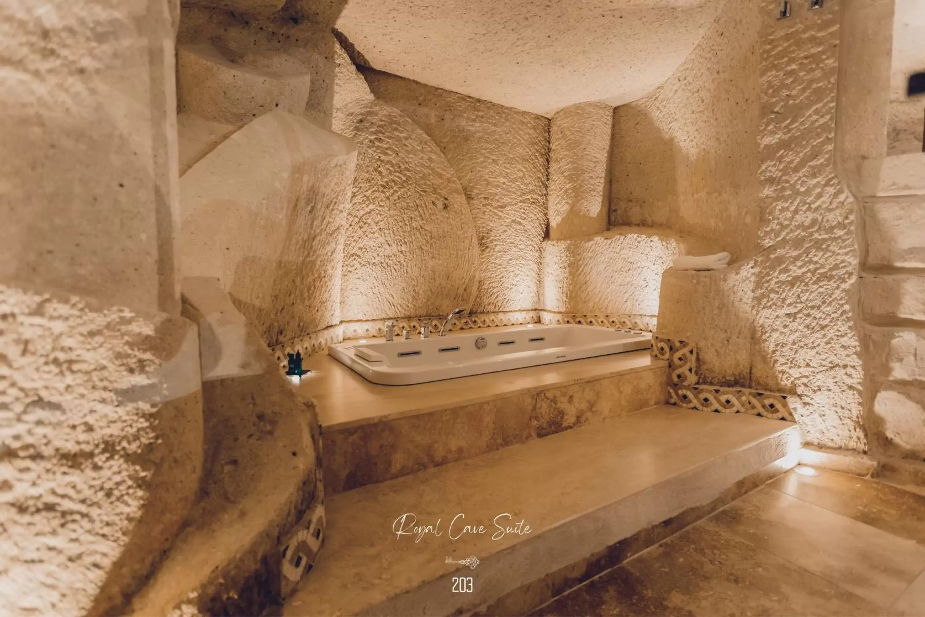 Bathroom in Nino Cave Suites