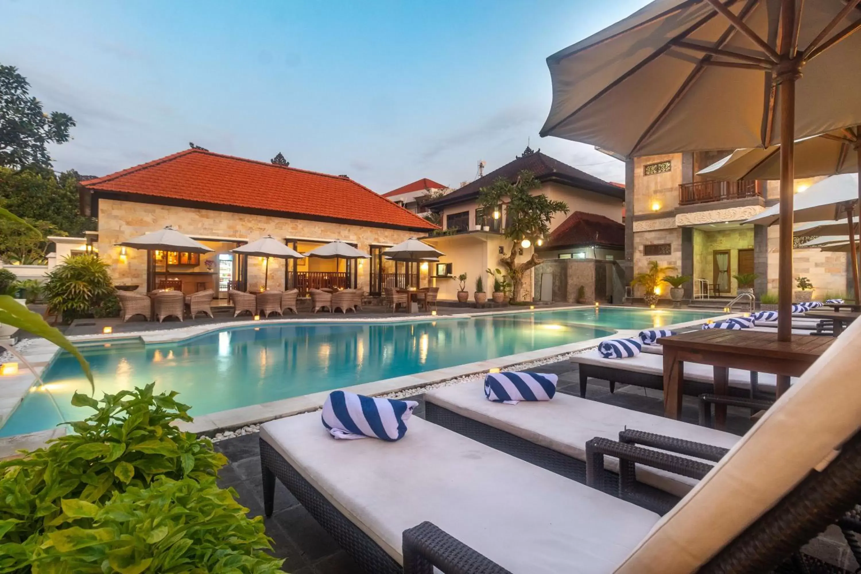 Swimming Pool in Hotel Segara Agung