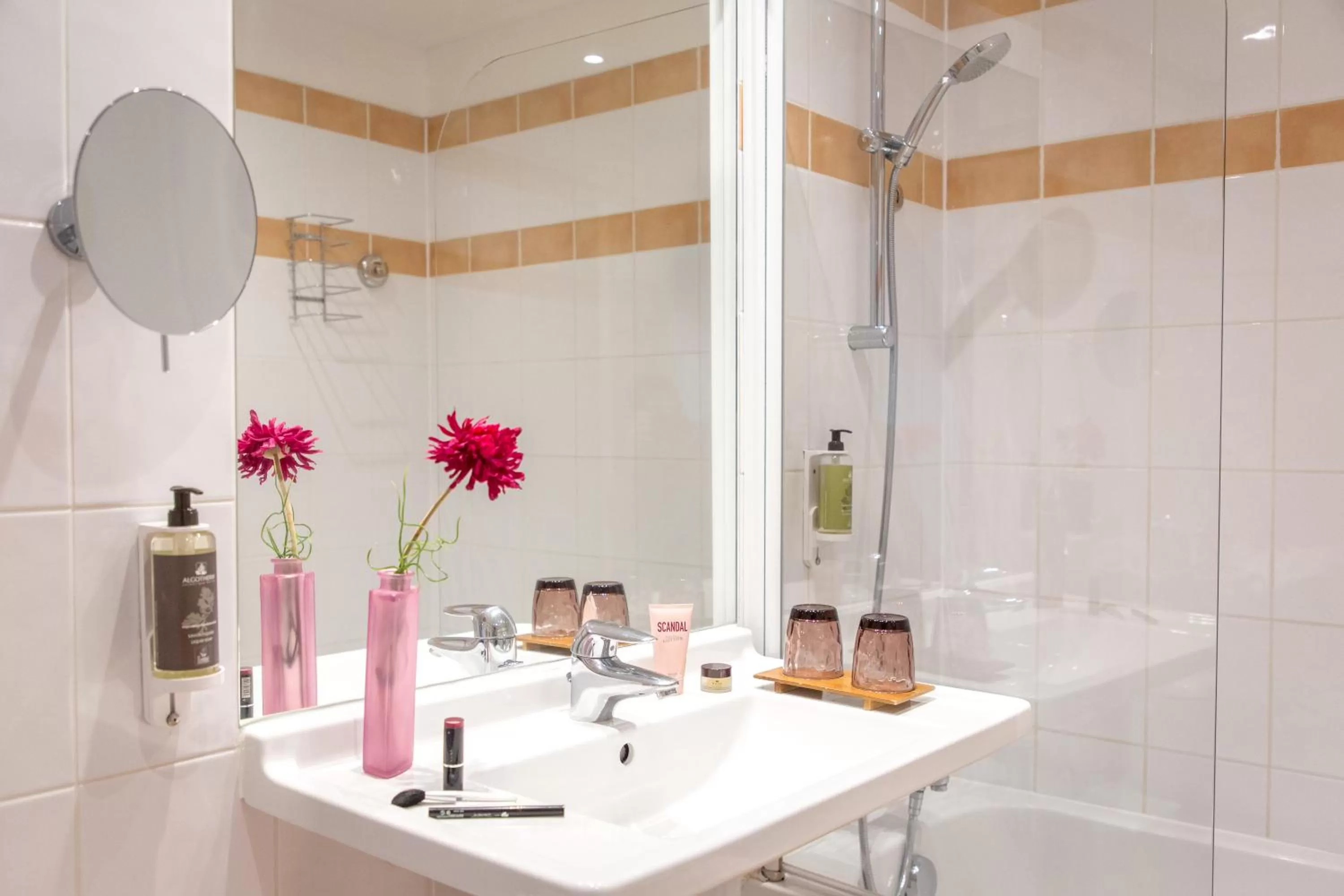 Bathroom in Best Western Plus La Marina