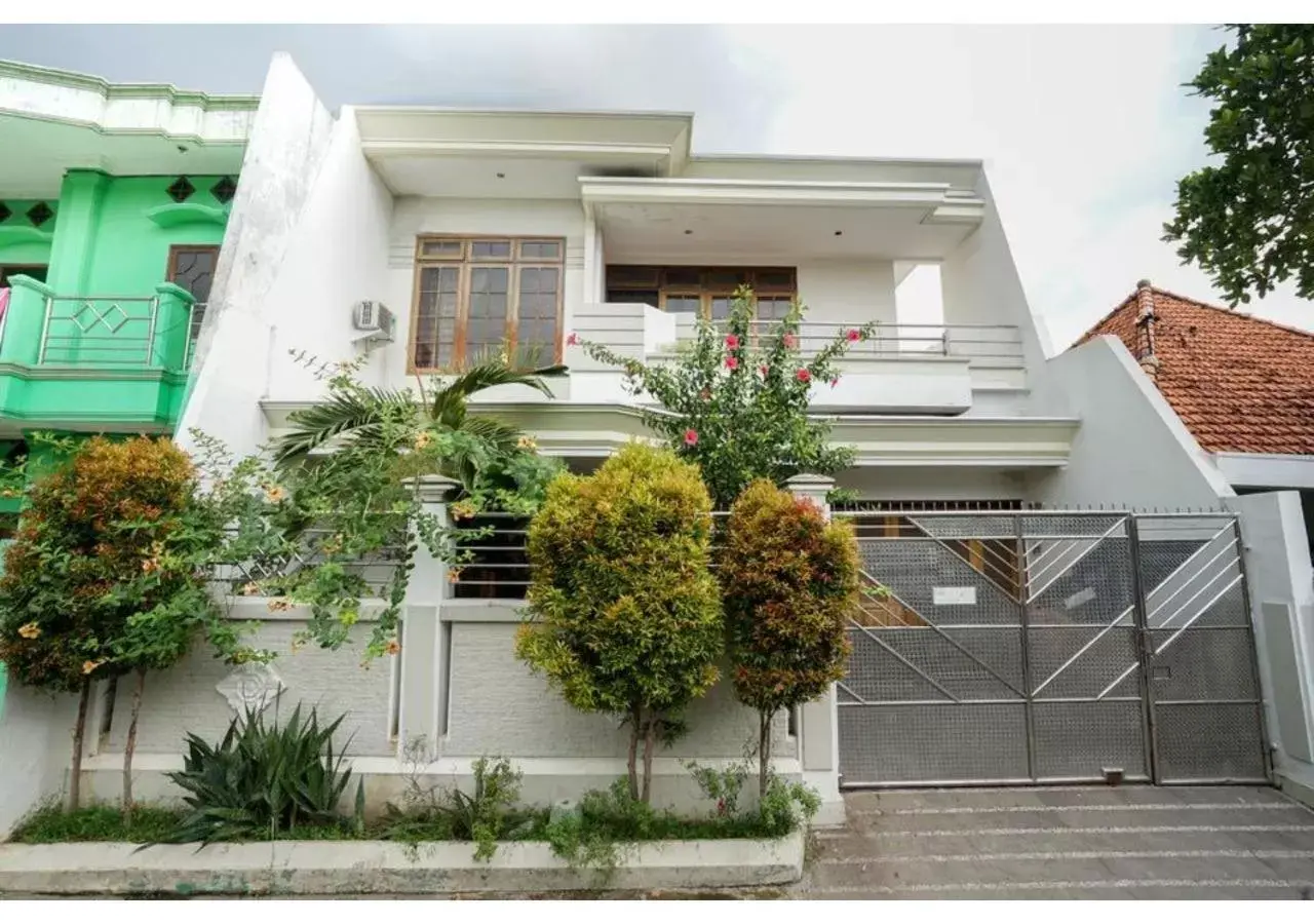 Property building in Bumi Banyu Bening Syariah by ecommerceloka Property building in Bumi Banyu Bening Syariah by ecommerceloka