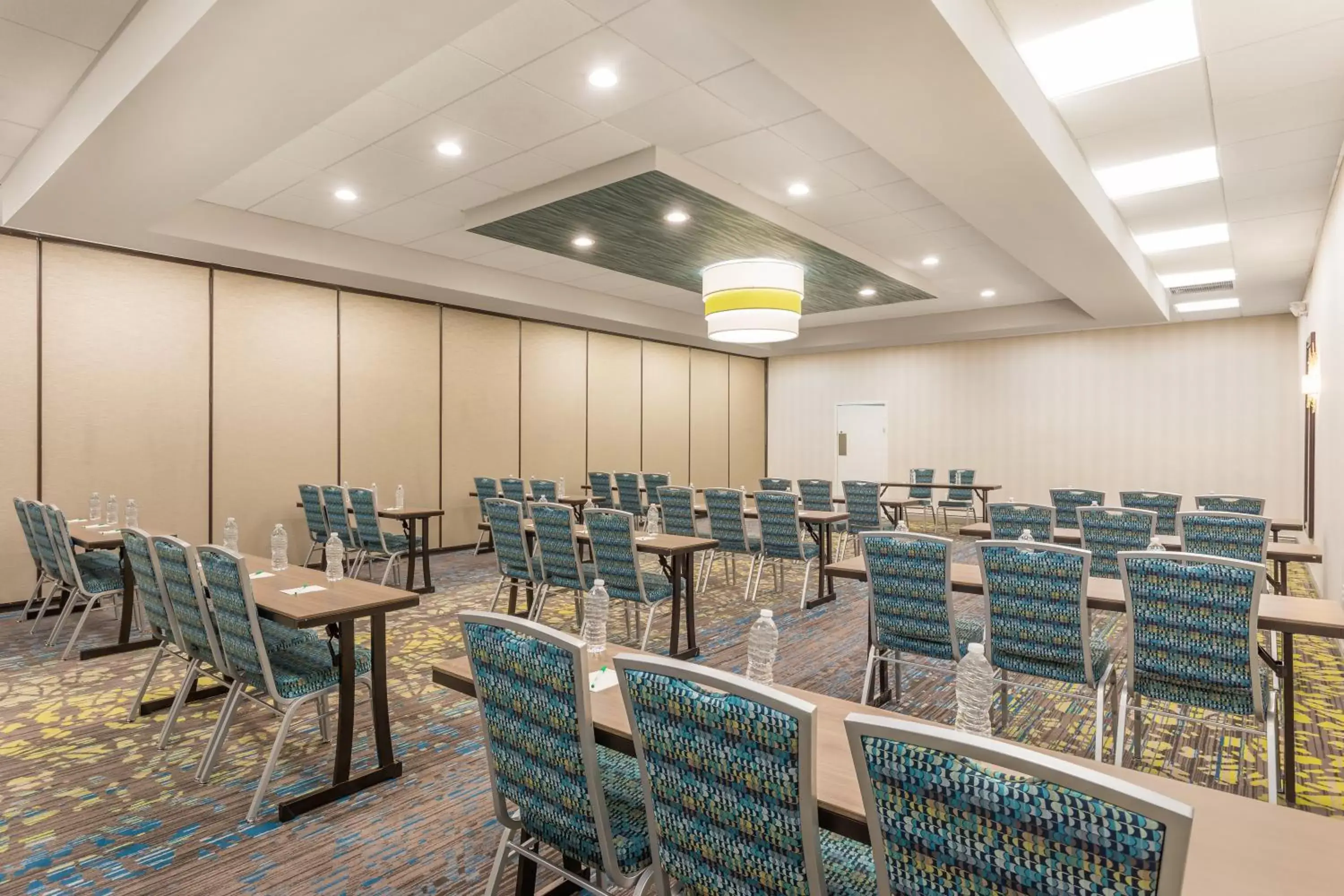 Banquet/Function facilities in Wyndham Garden Summerville