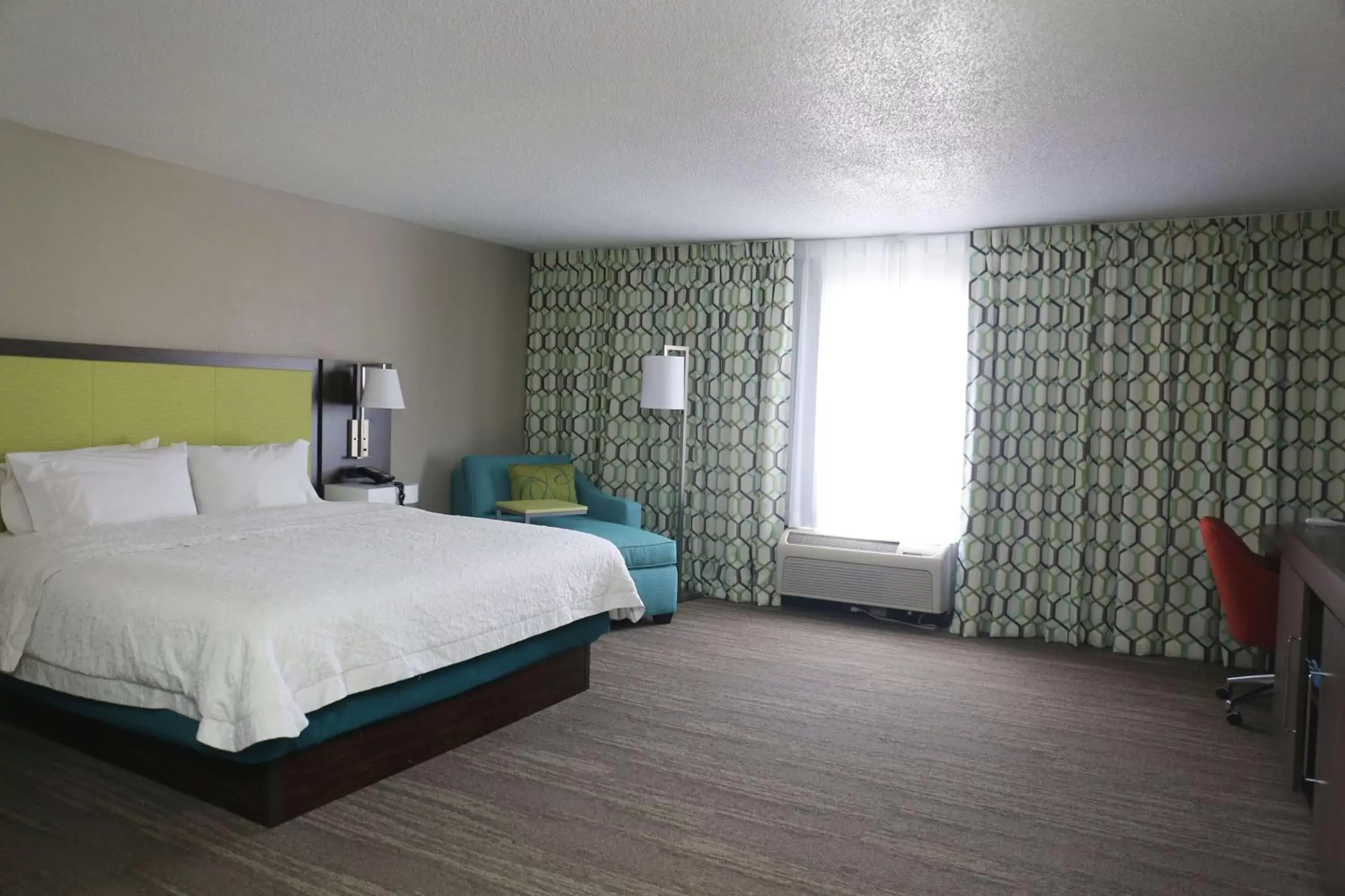 Bedroom, Bed in Hampton Inn Sumter Bedroom, Bed in Hampton Inn Sumter
