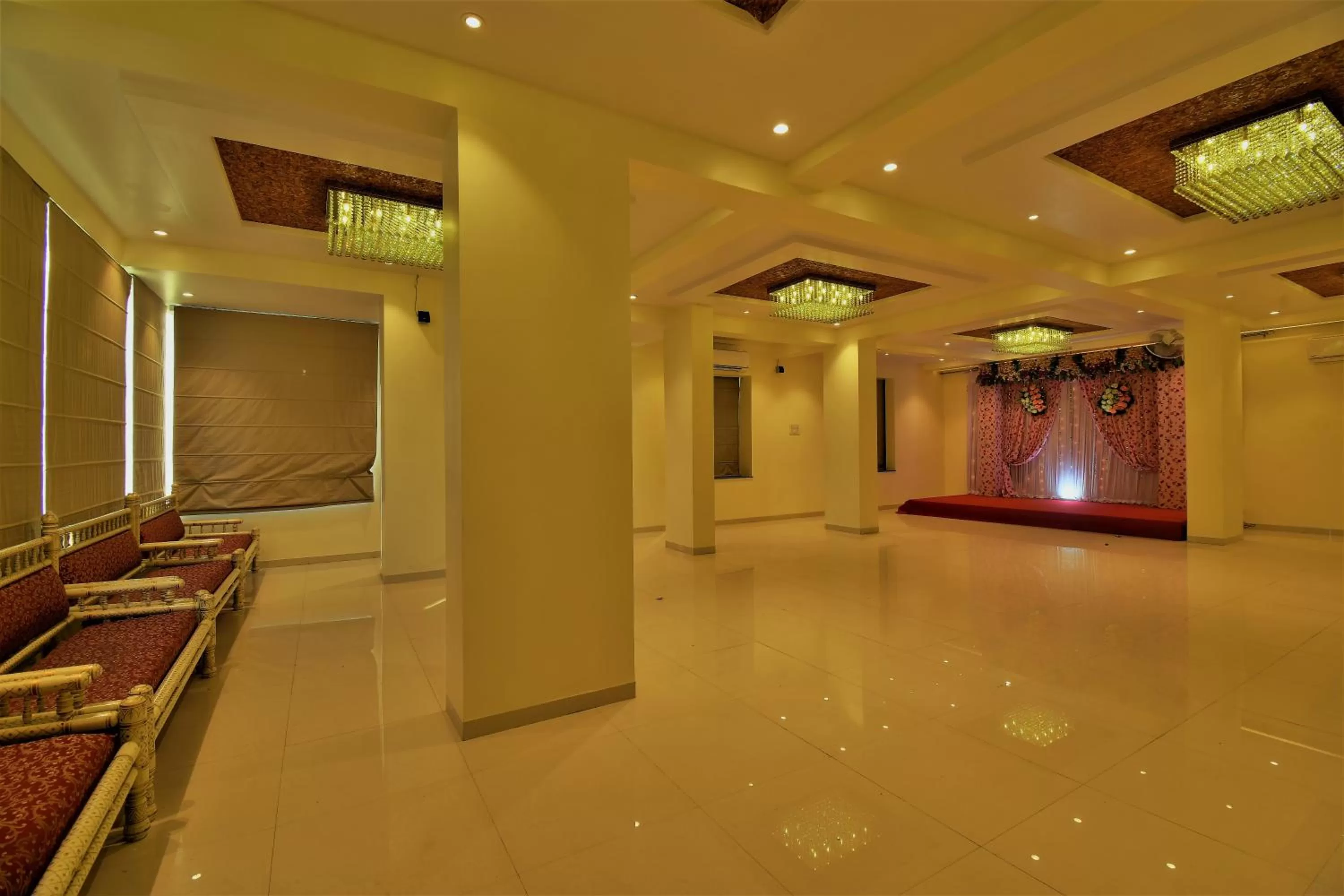 Banquet/Function facilities in Manomay Homes