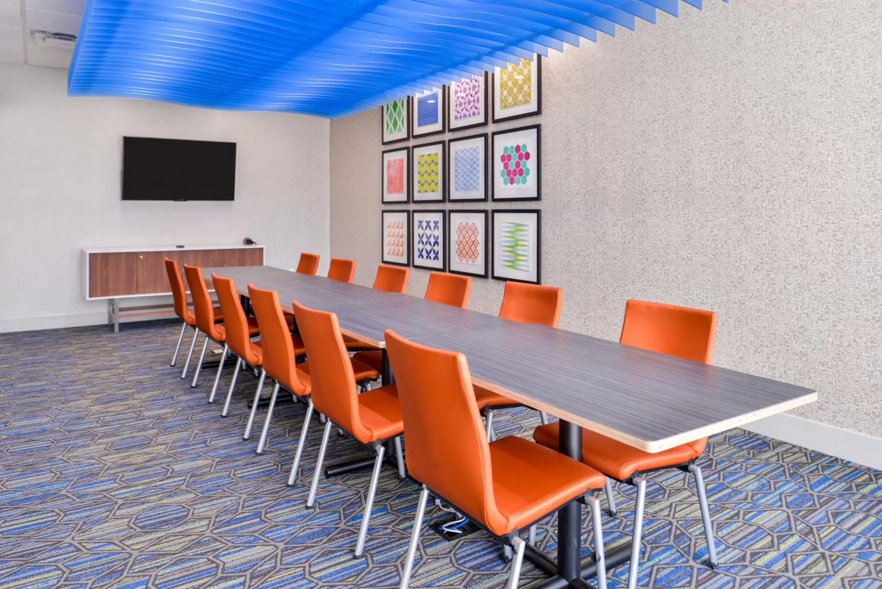 Meeting/conference room in Holiday Inn Express - Early, an IHG Hotel