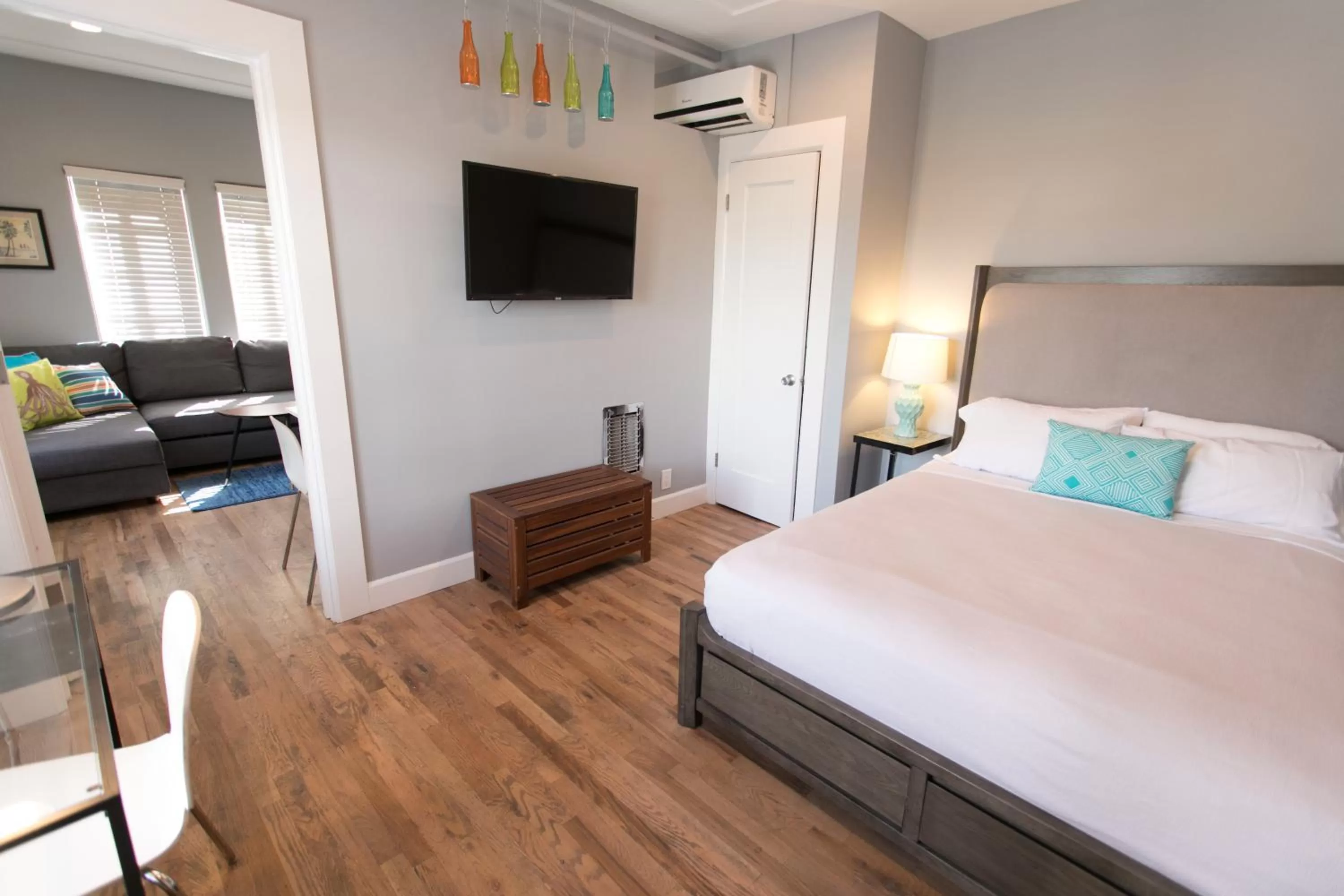 Living room, Bed in Broadlind Hotel