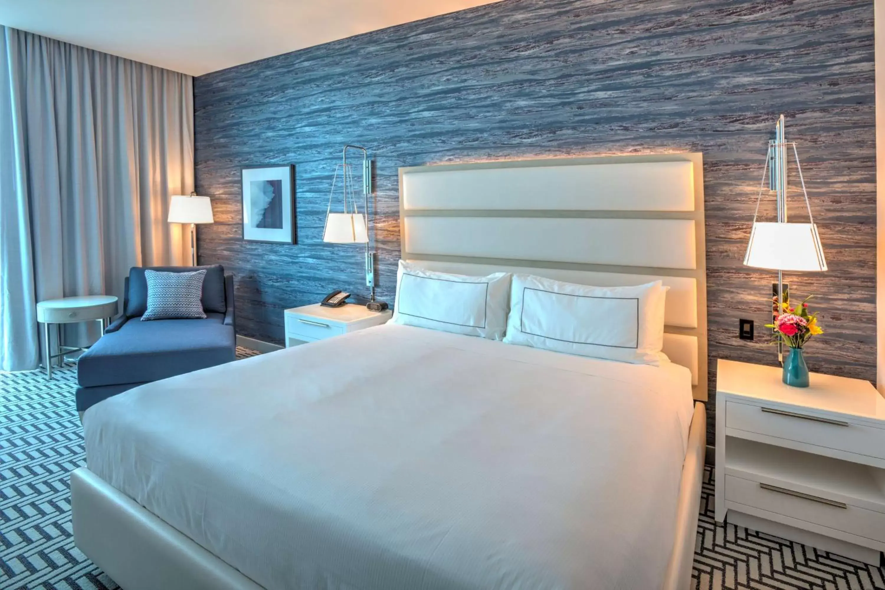 Living room, Bed in Hotel Maren Fort Lauderdale Beach, Curio Collection By Hilton