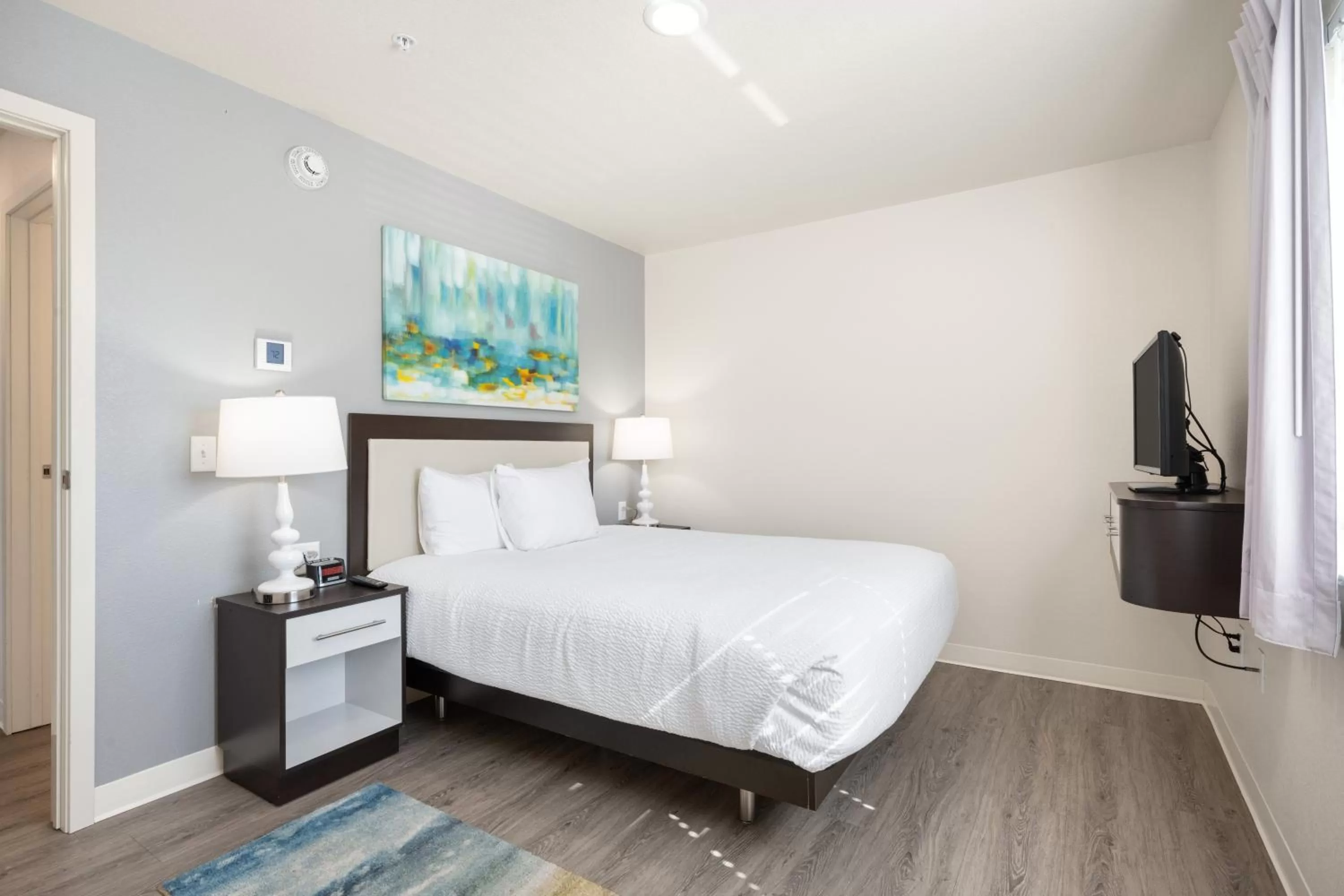 Bedroom, Bed in WaterWalk Extended Stay by Wyndham Minneapolis - Plymouth