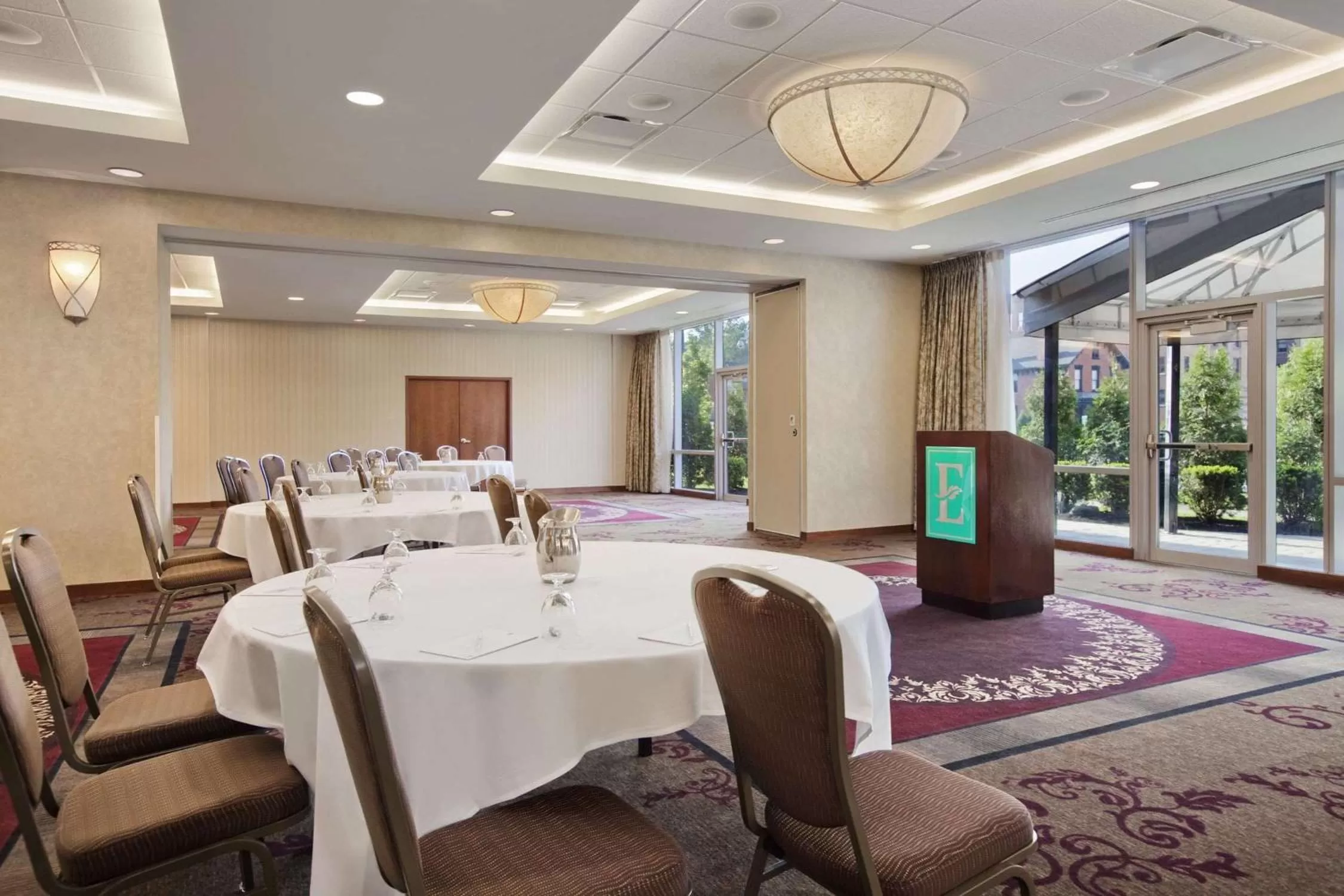Meeting/conference room in Embassy Suites Buffalo