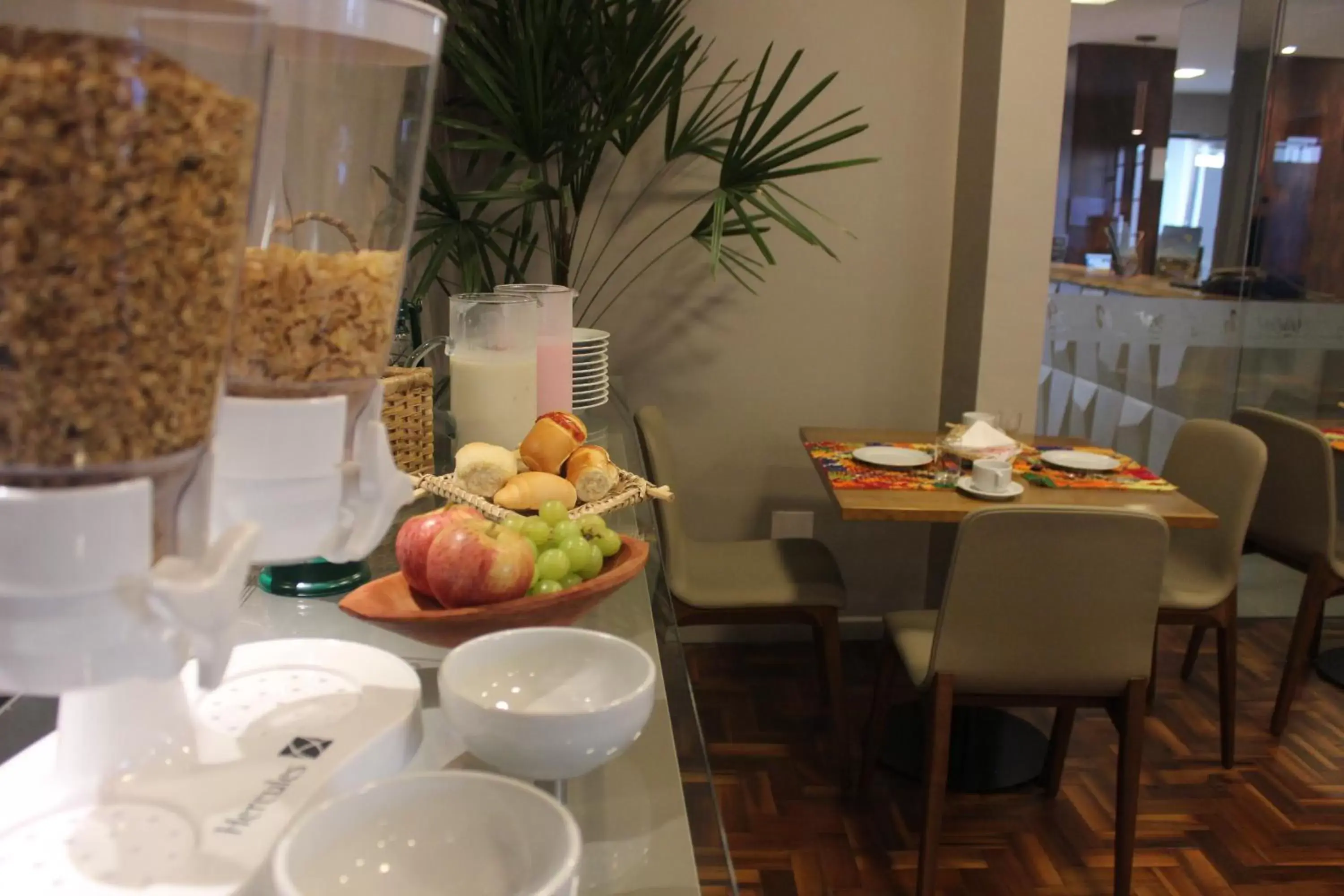 Breakfast, Food in Amenit Hotel