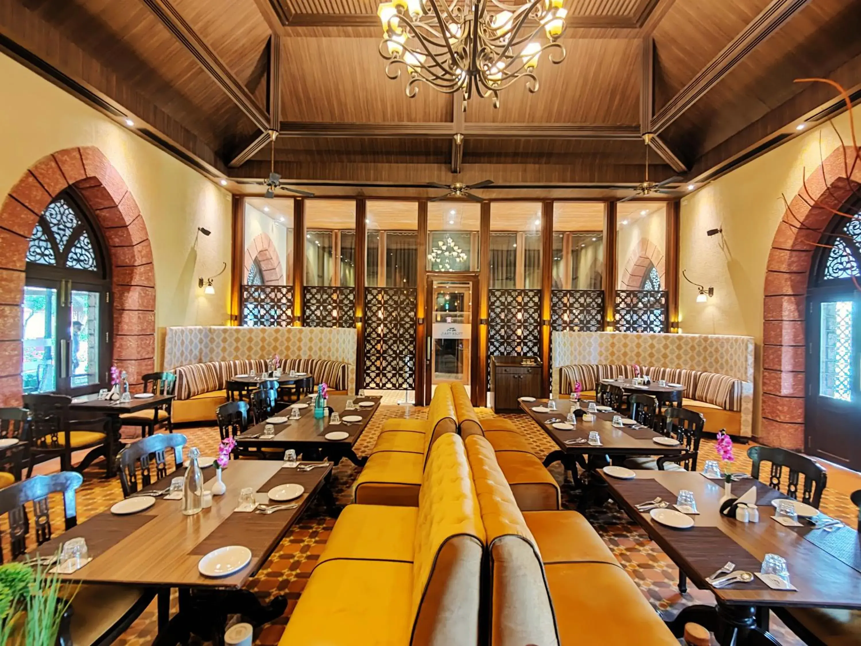 Restaurant/Places to Eat in Regenta MPG Club Mahabaleshwar