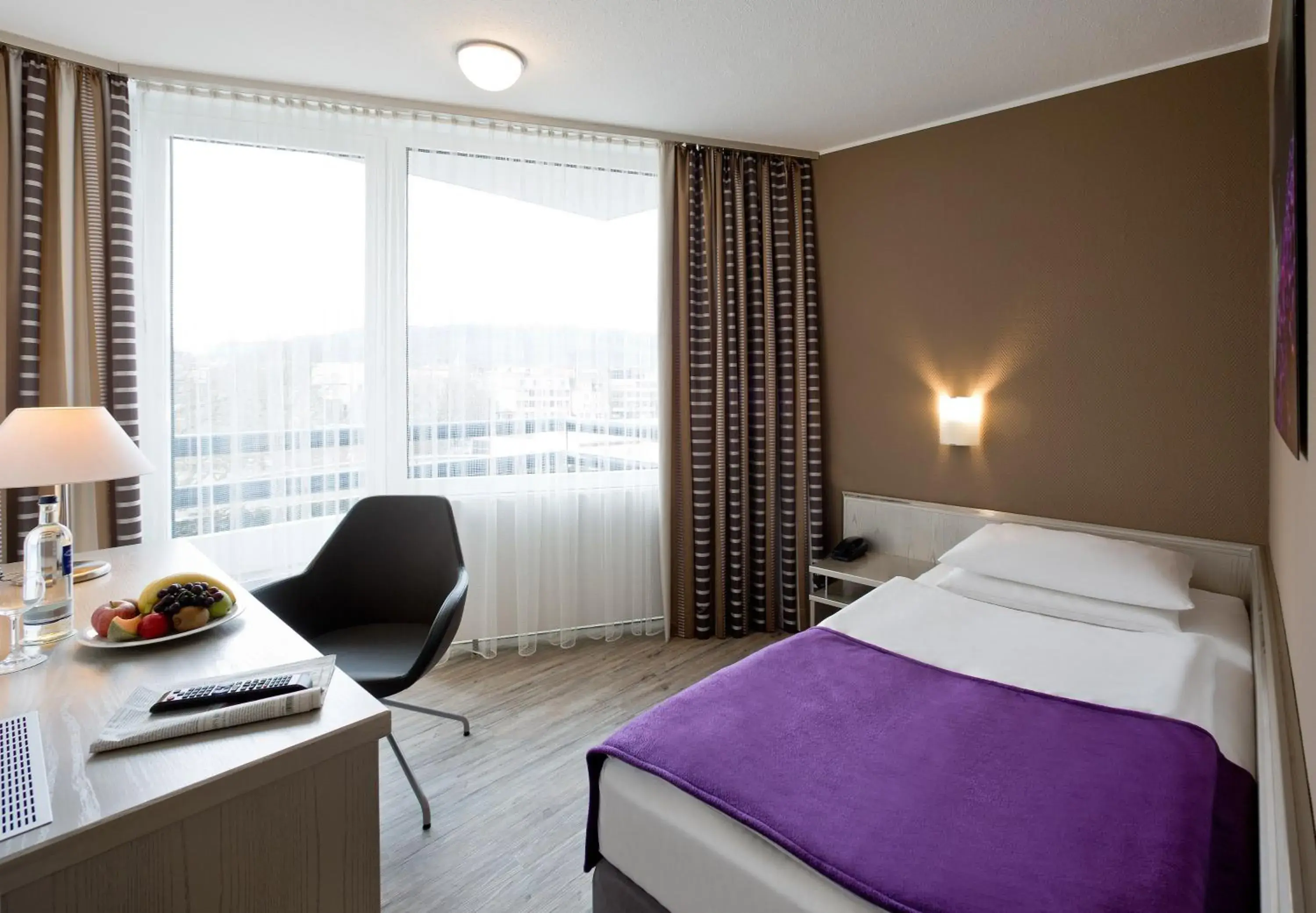 Bedroom in Mercure Hotel Hameln