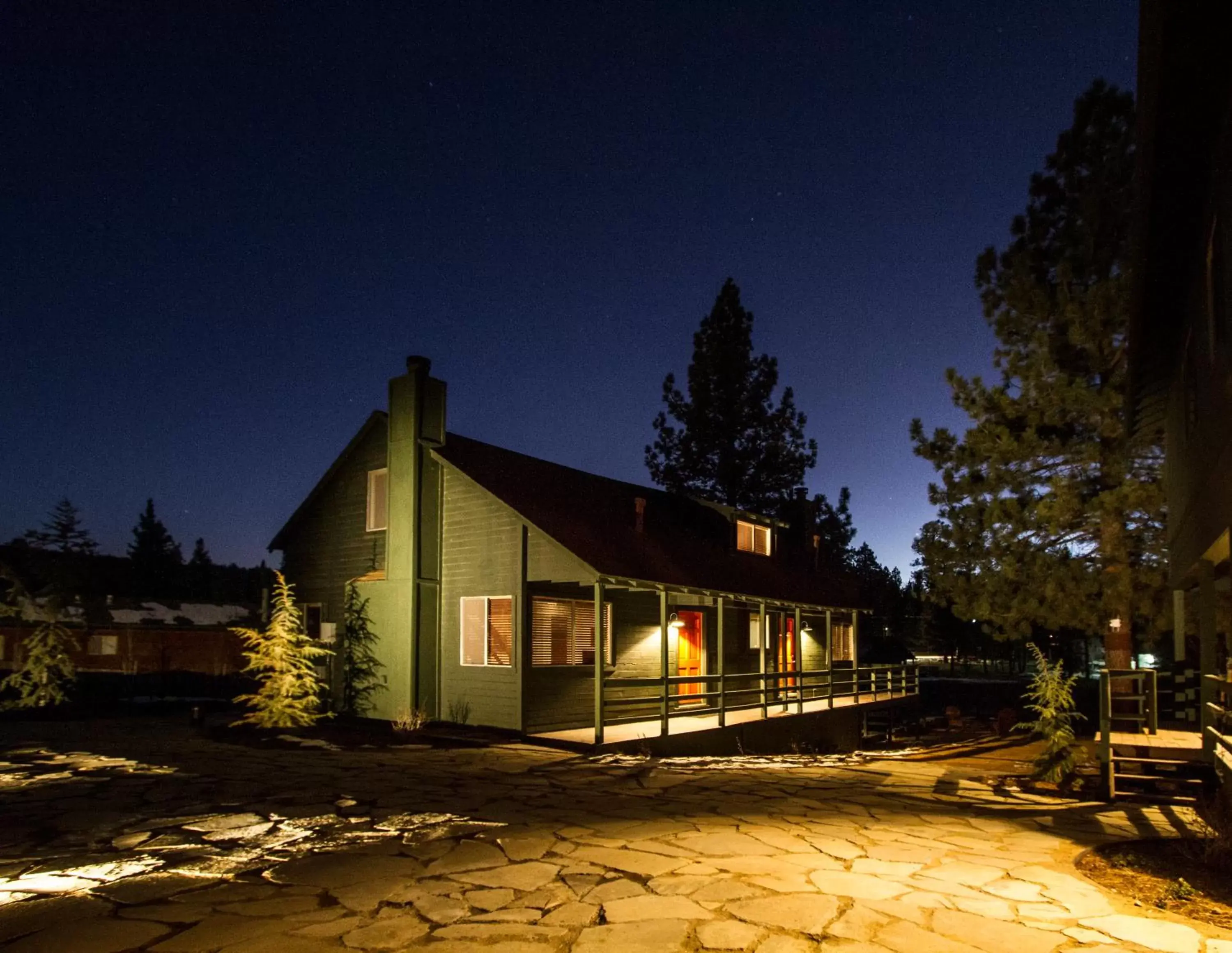 Property Building in Noon Lodge