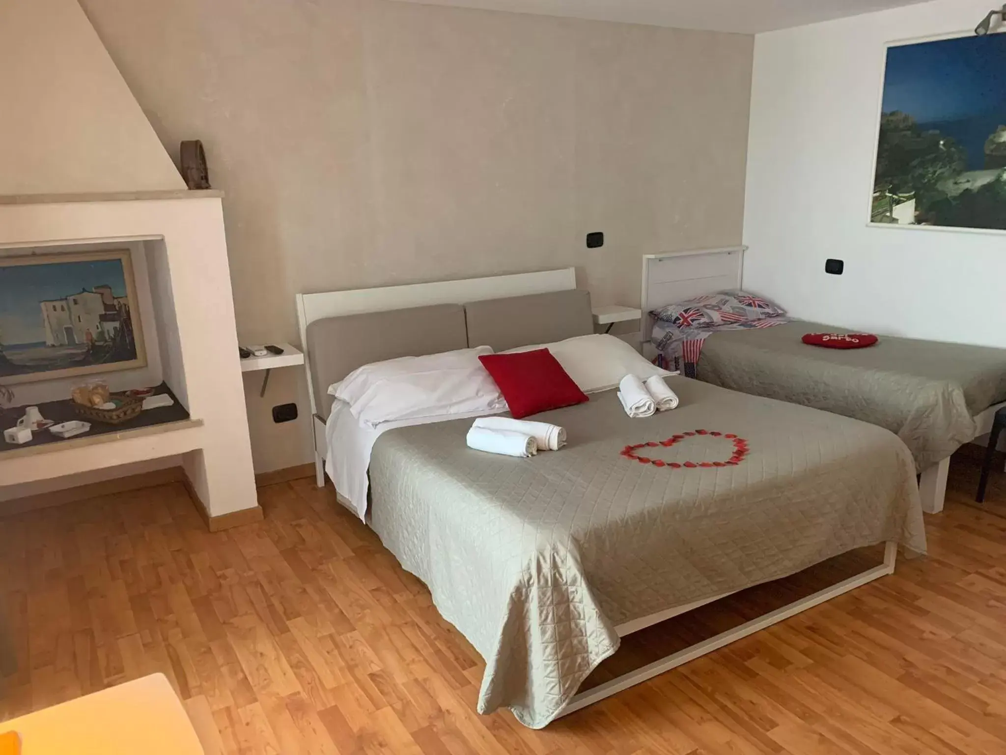 Large Double Room in Le Dimore Del Sarto Polignano a mare Large Double Room in Le Dimore Del Sarto Polignano a mare