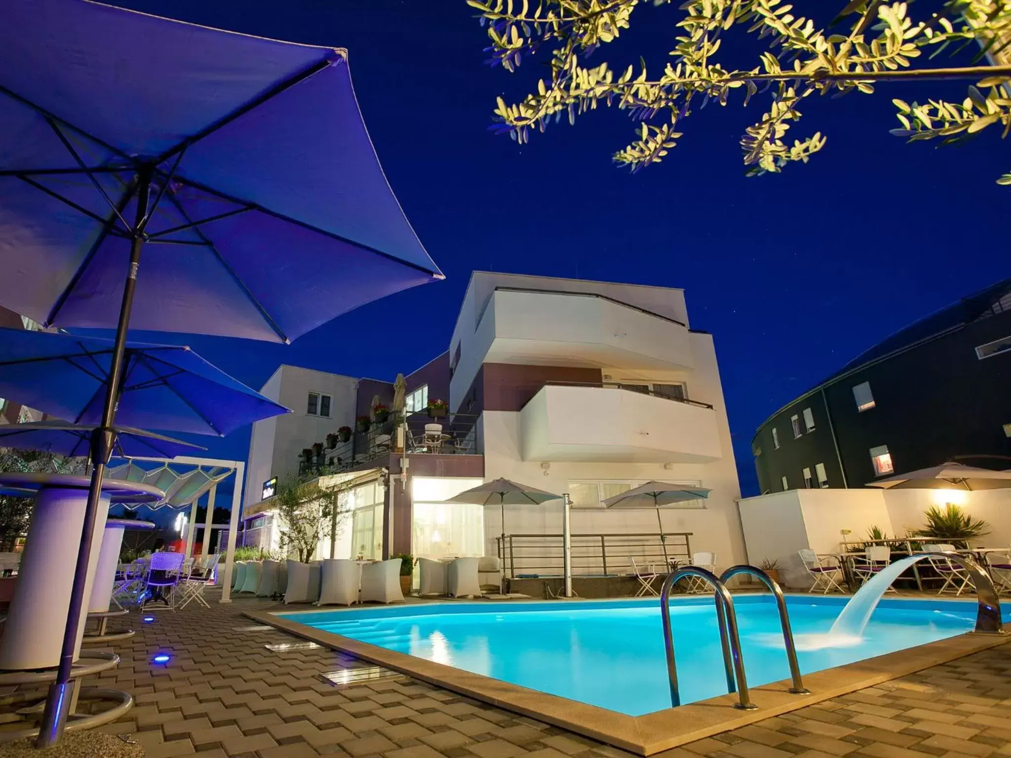 Property building in Hotel ZaDar Property building in Hotel ZaDar