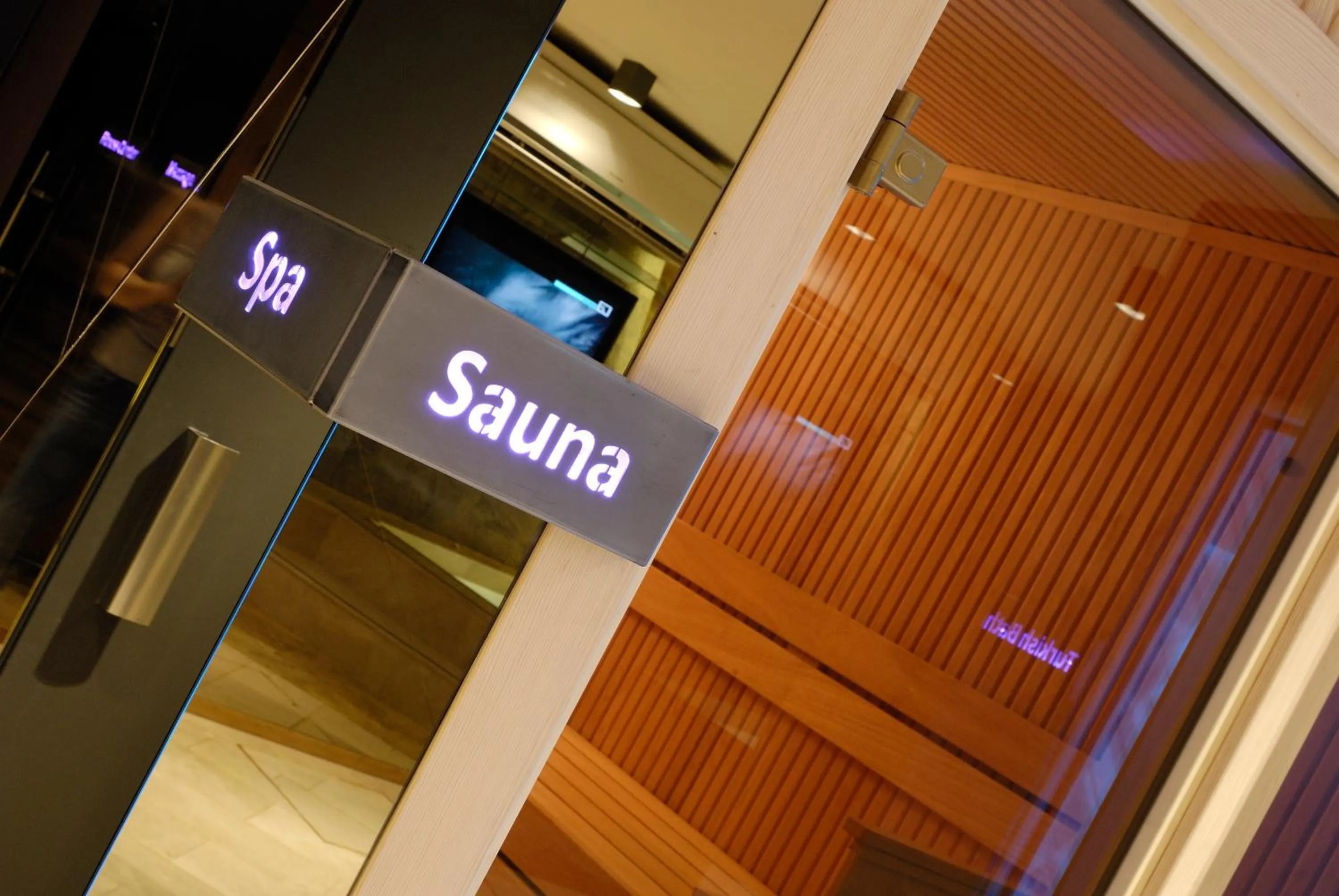 Sauna in Tulip City Hotel & Spa