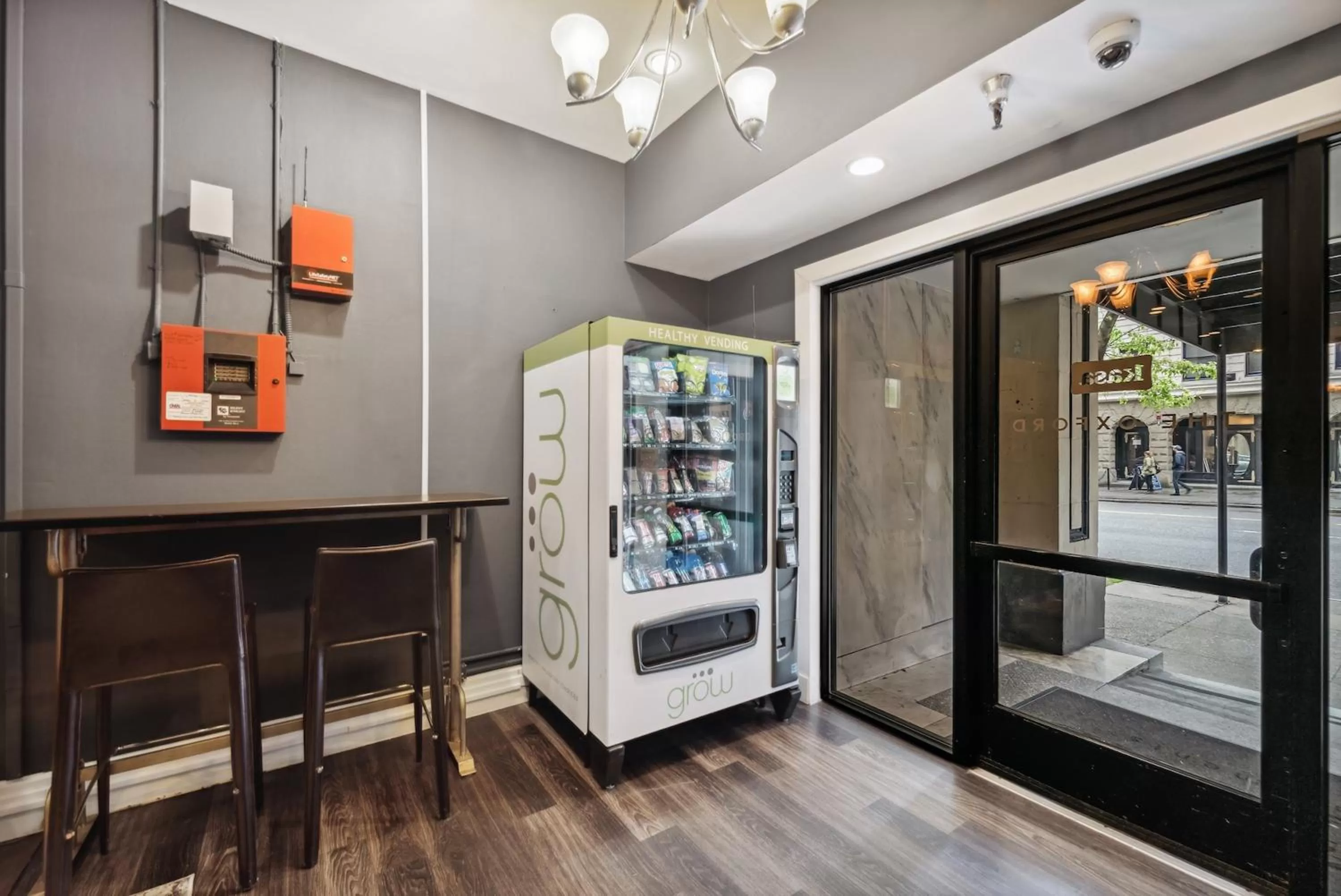 vending machine in Kasa The Oxford Apartments Seattle