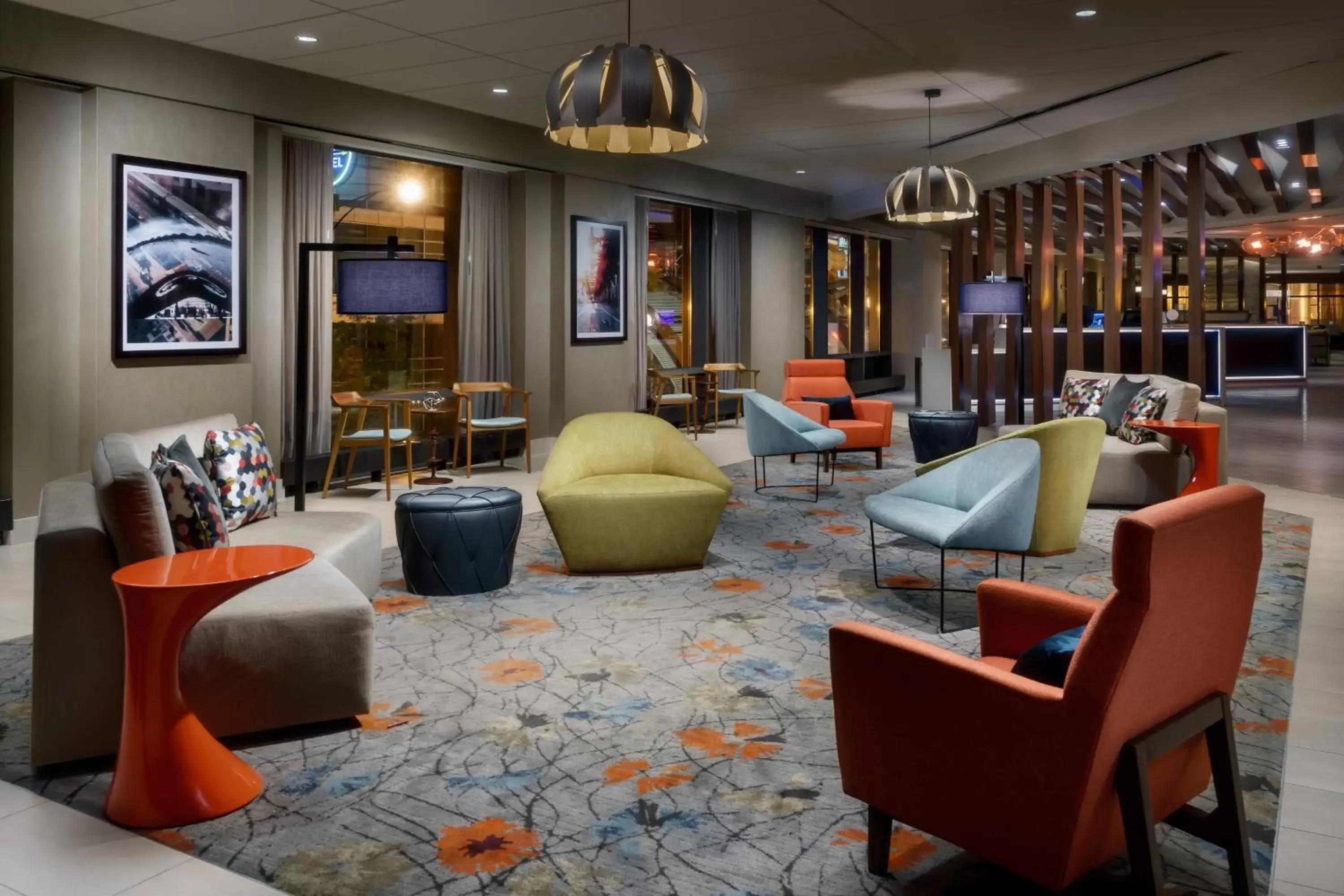 Lobby or reception, Lounge/Bar in SpringHill Suites Chicago Downtown/River North