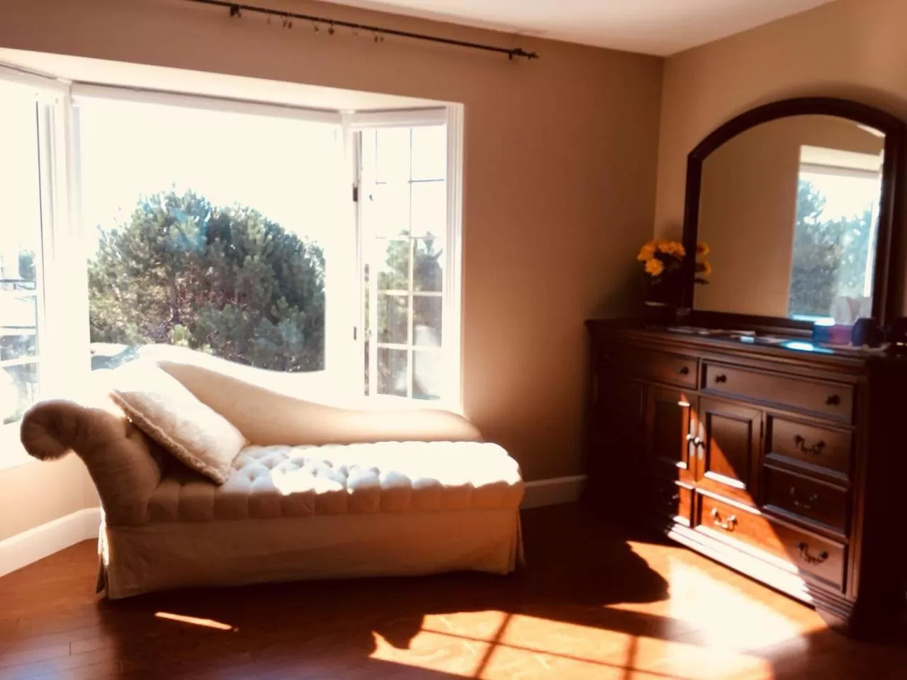 Seating Area in Seaview White House