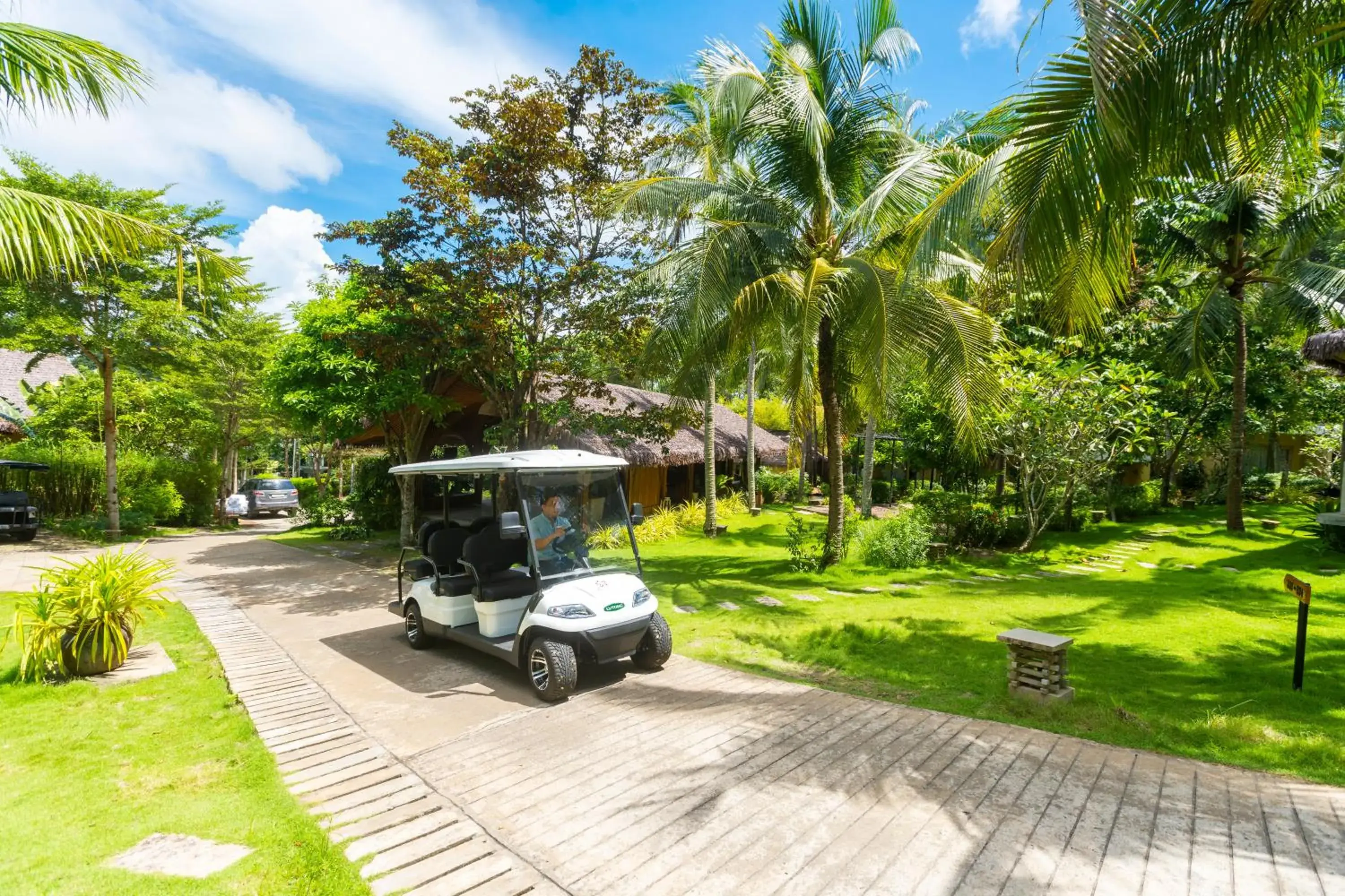 Area and facilities, Garden in Lahana Resort Phu Quoc & Spa