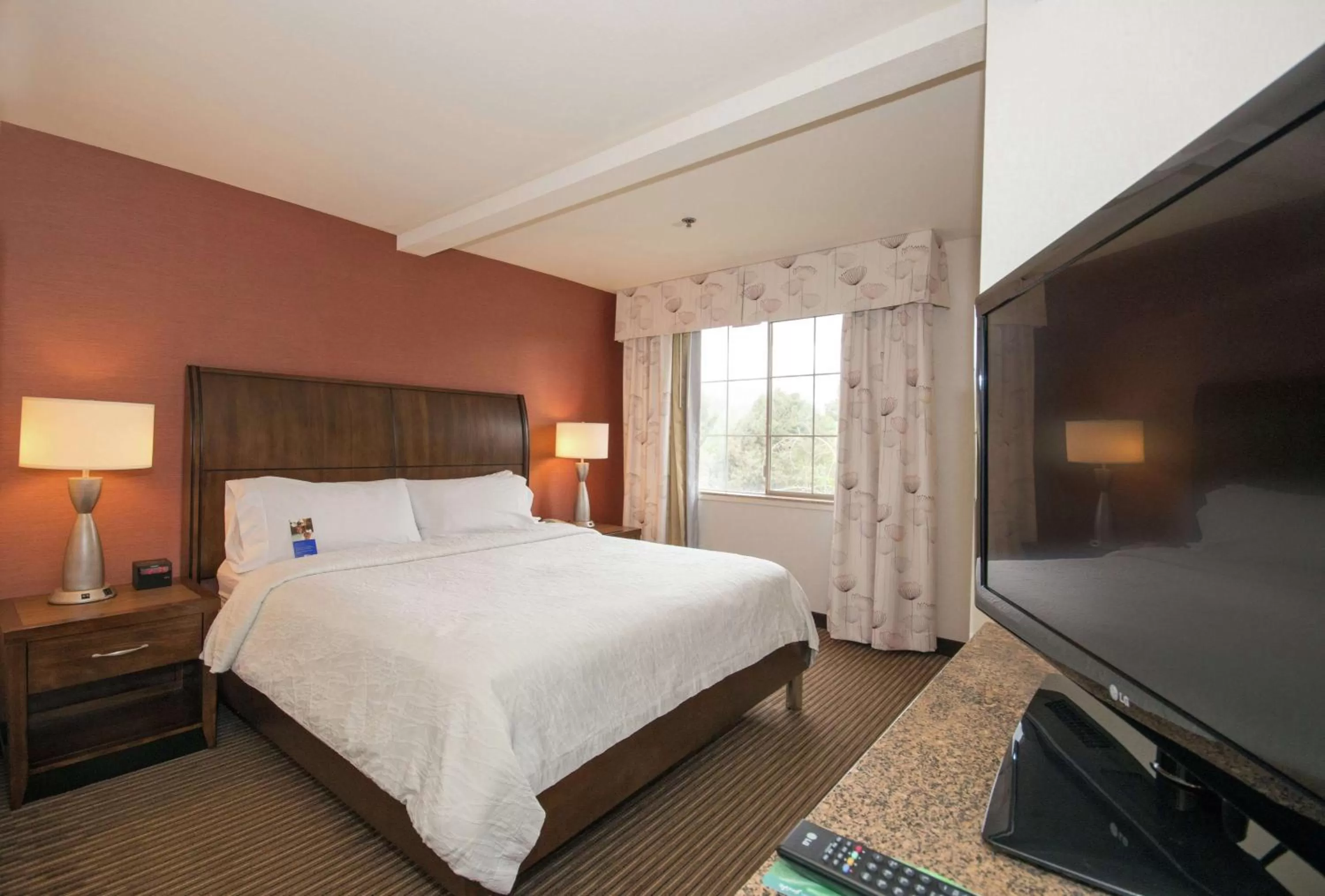 View (from property/room), Bed in Hilton Garden Inn Palm Springs/Rancho Mirage