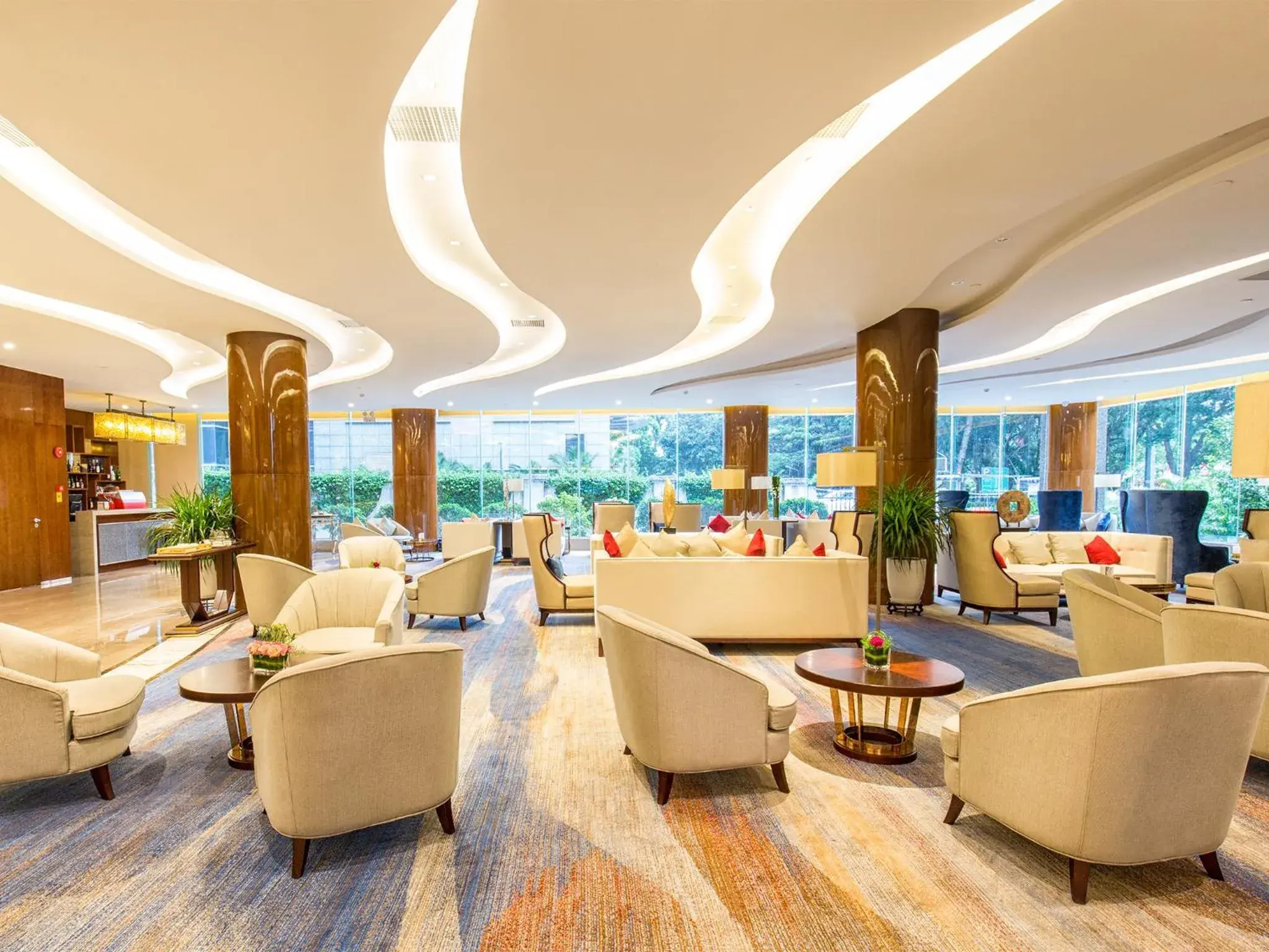 Restaurant/places to eat, Lounge/Bar in Wan Yue Grand Skylight Hotel