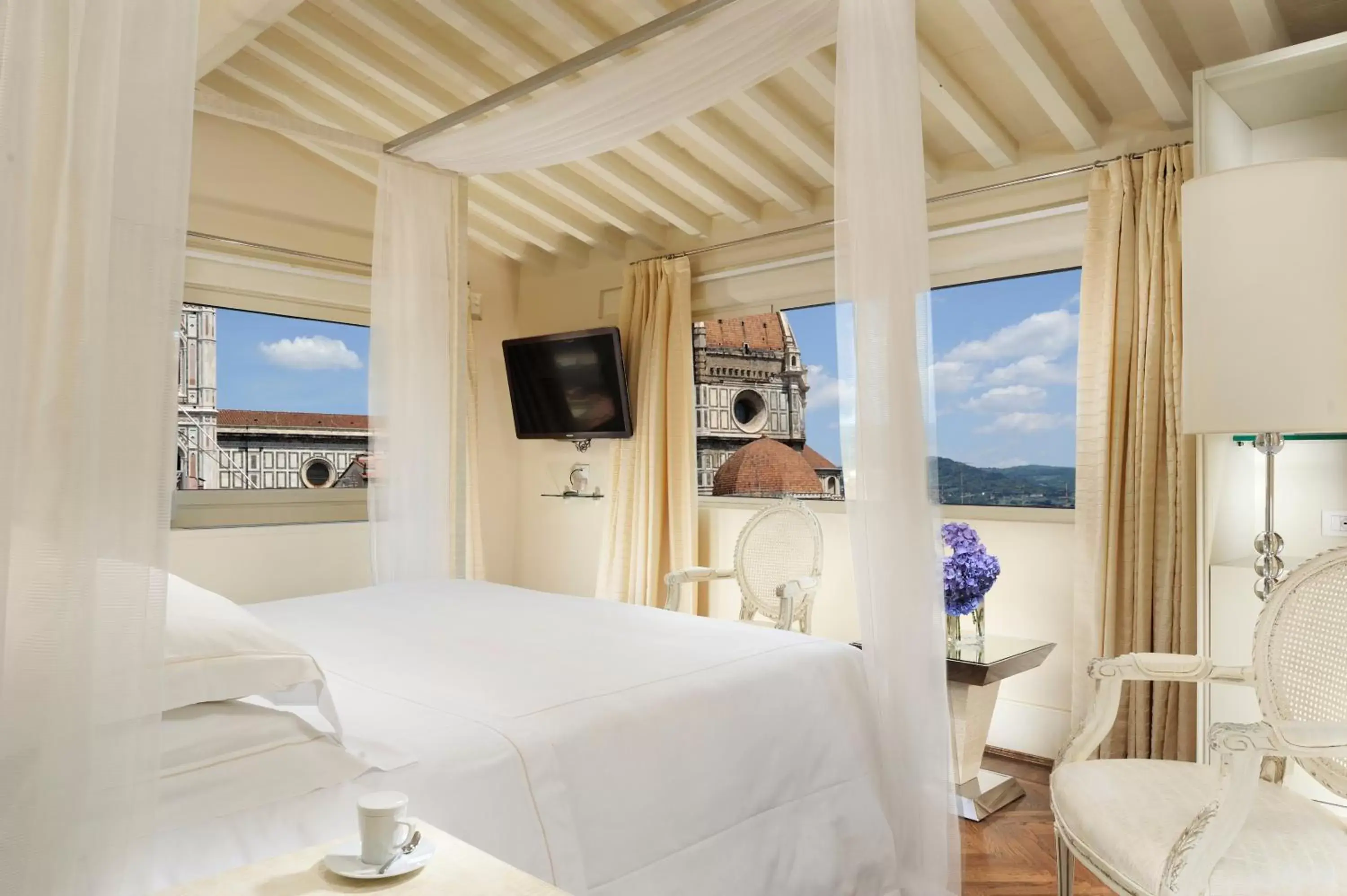 View (from property/room) in Brunelleschi Hotel