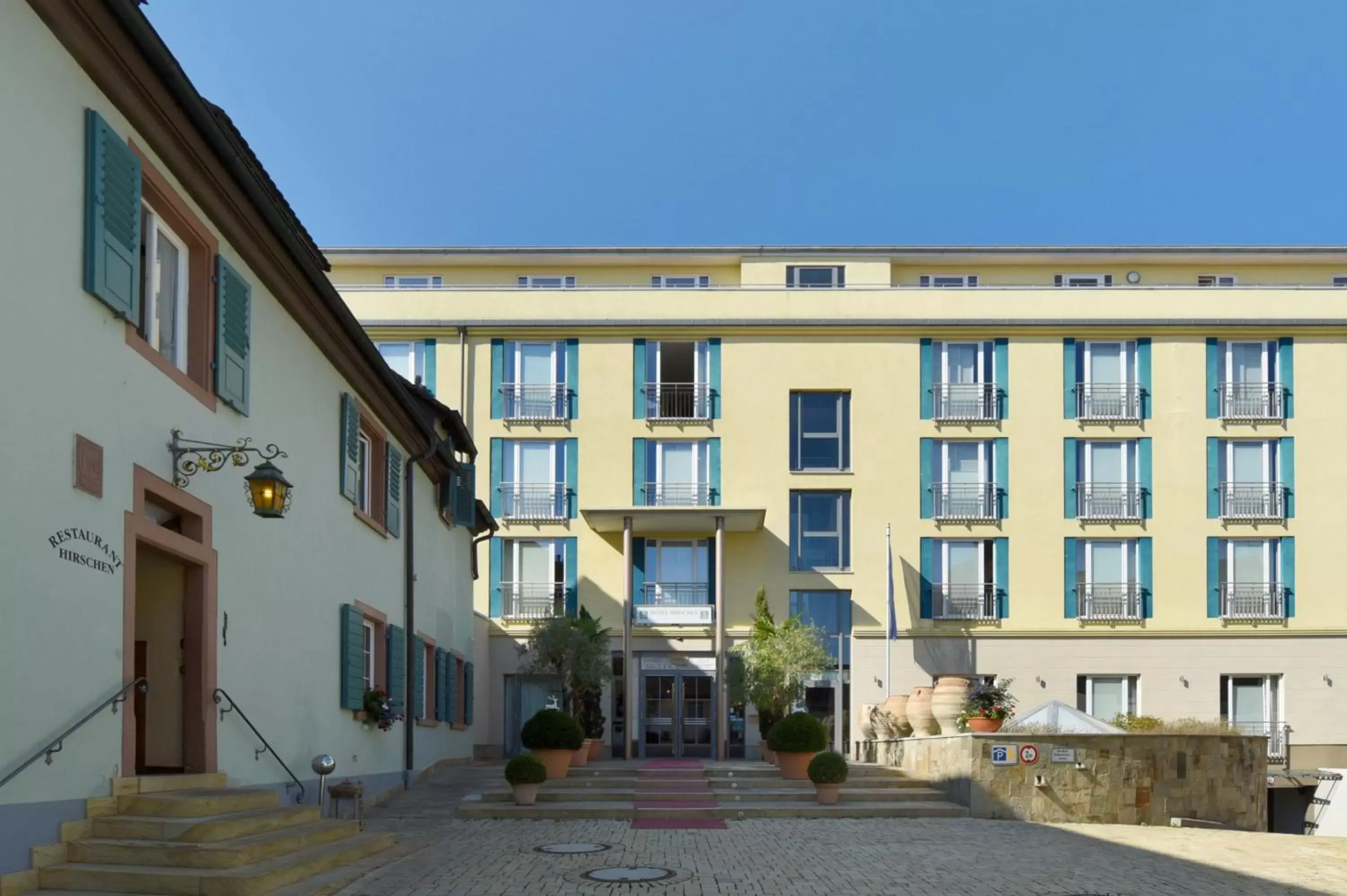 Facade/entrance, Property Building in Hotel Hirschen in Freiburg-Lehen