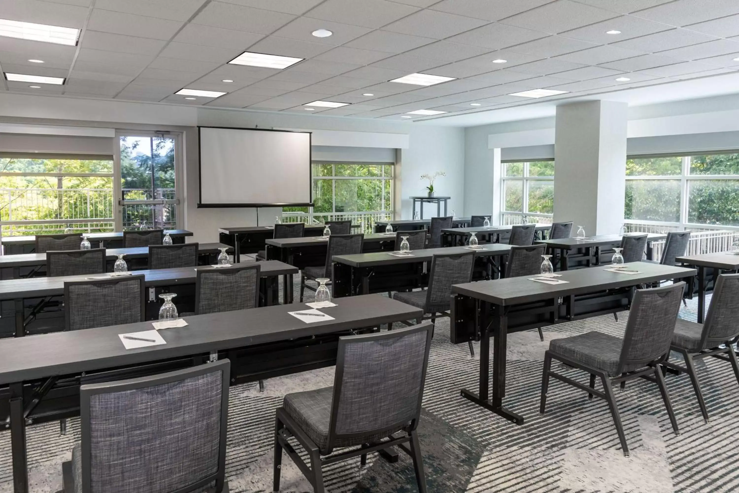 Meeting/conference room in Hilton Garden Inn Arlington/Courthouse Plaza