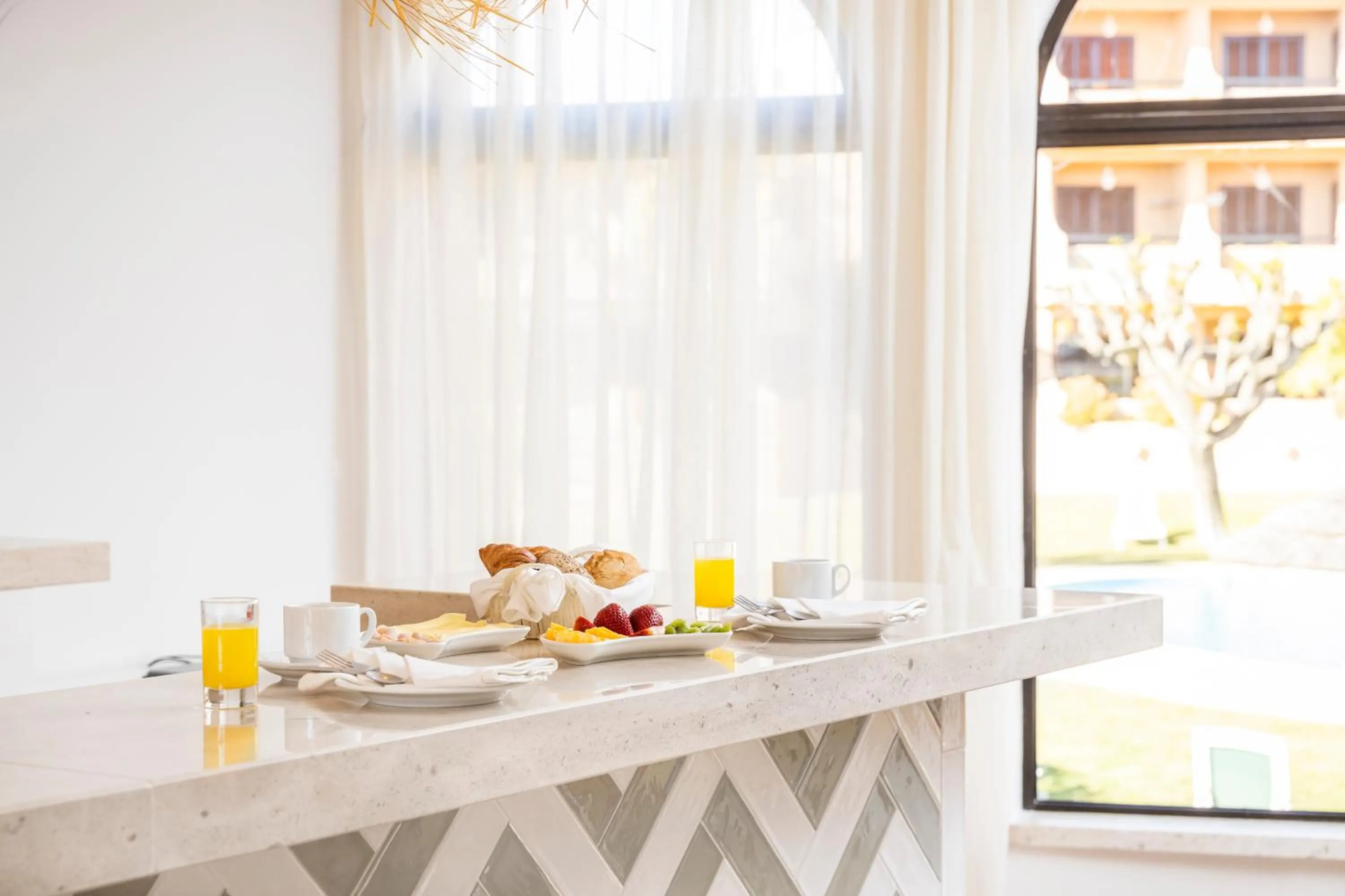 Food and drinks in Clube Maria Luisa