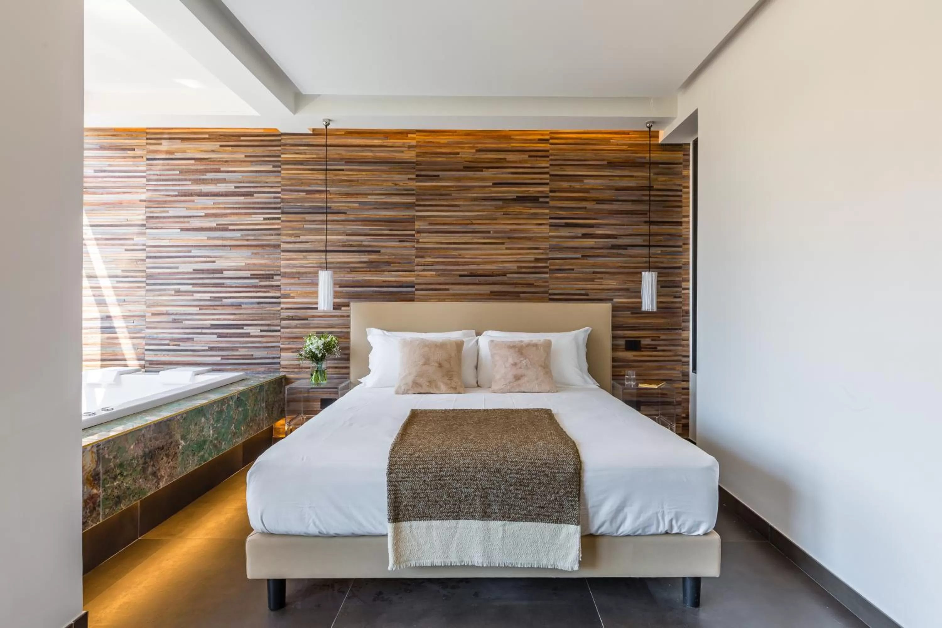 Bed in Dei Martiri Suite