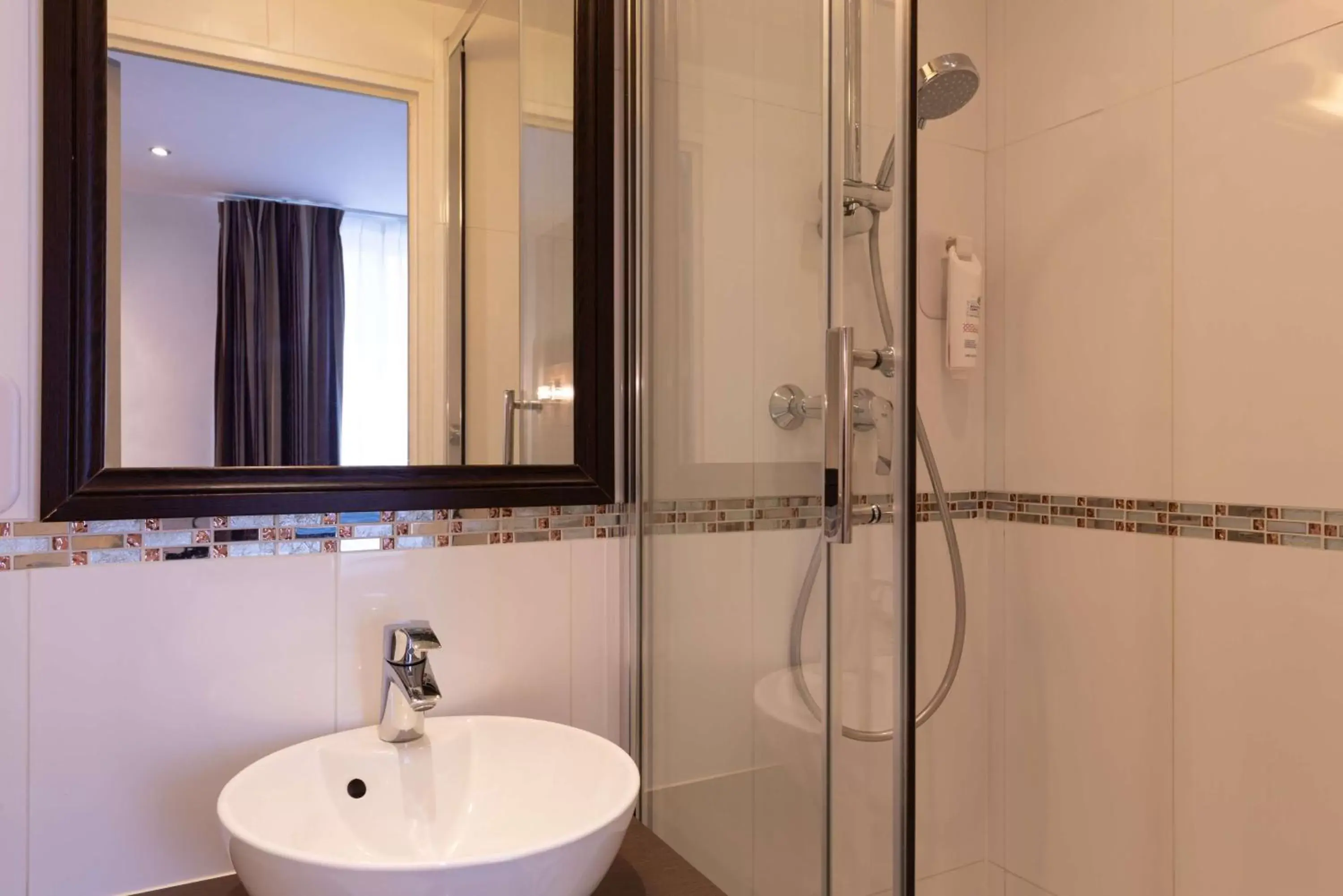 Photo of the whole room, Bathroom in Hotel Apolonia Paris Montmartre; Sure Hotel Collection by Best Western