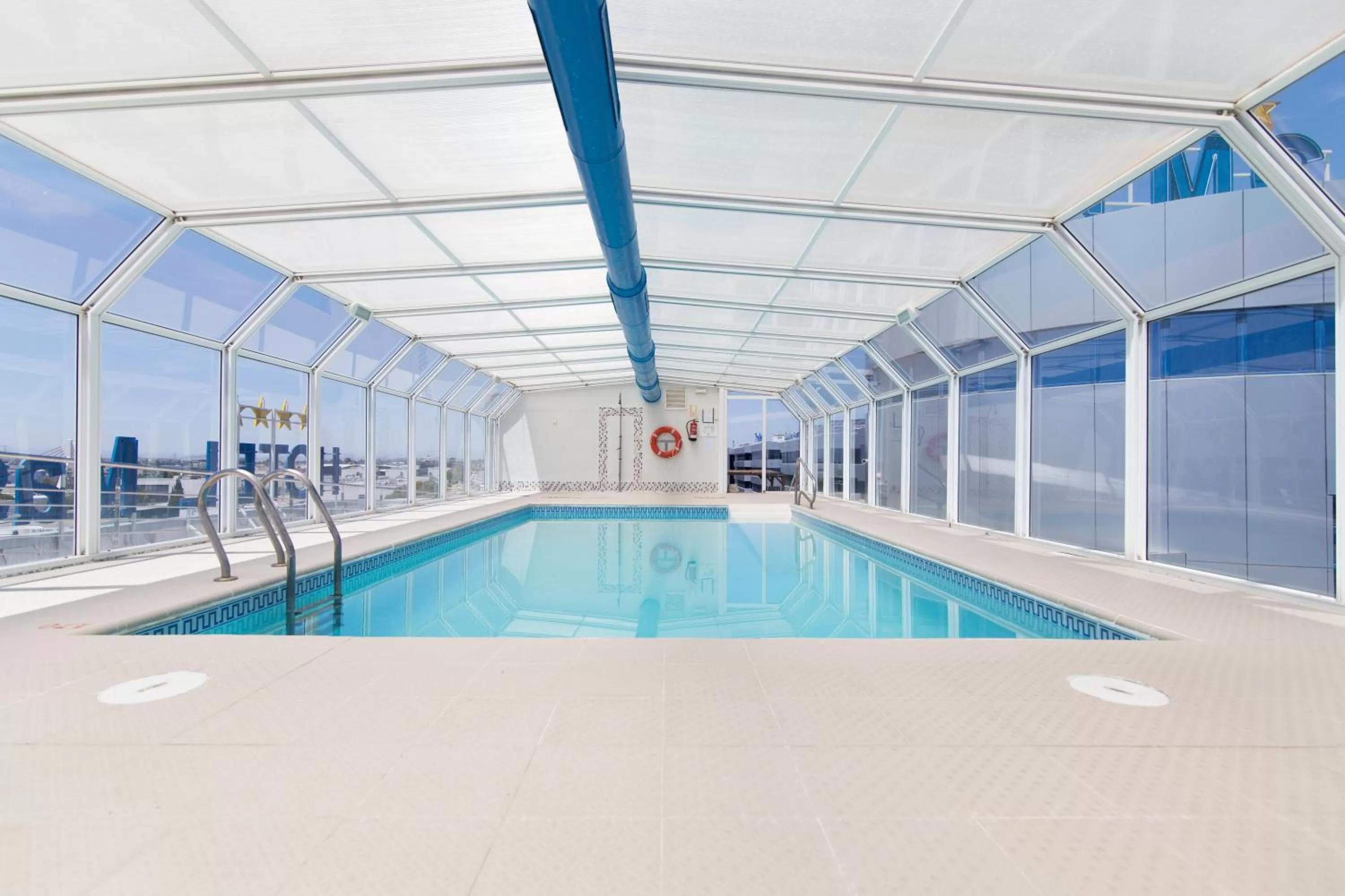 Swimming pool in Hotel Mas Camarena