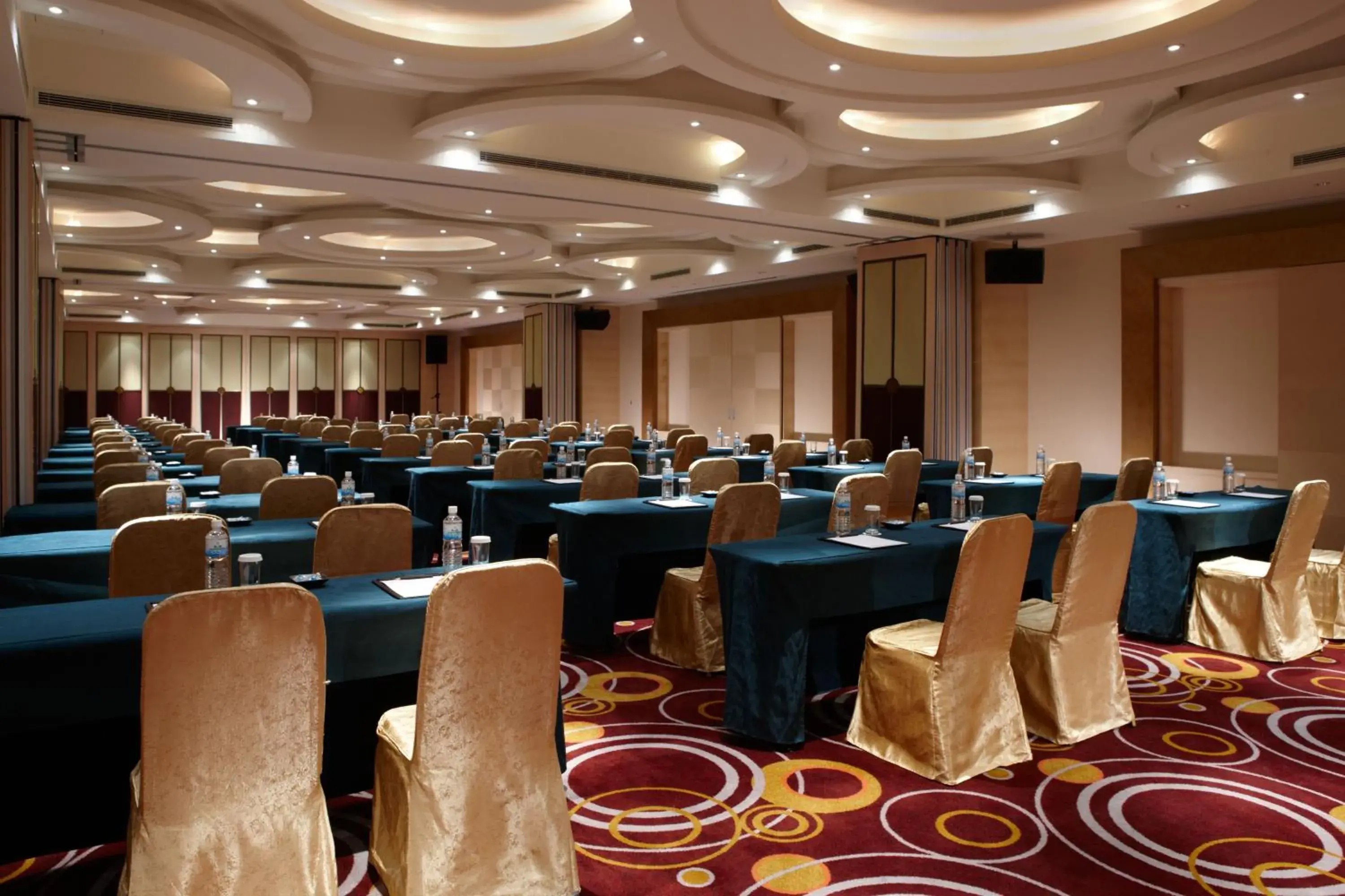 Meeting/conference room in Evergreen Resort Hotel Jiaosi