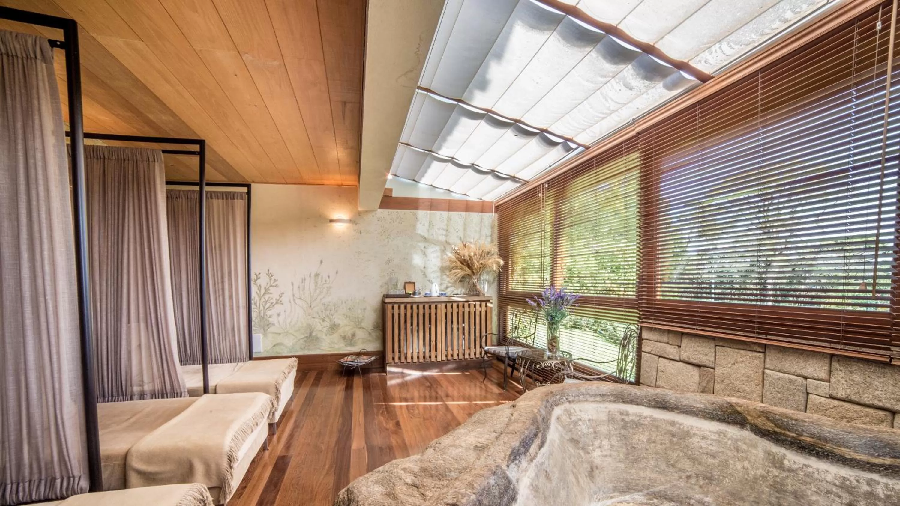 Hot Spring Bath in Hotel Toriba