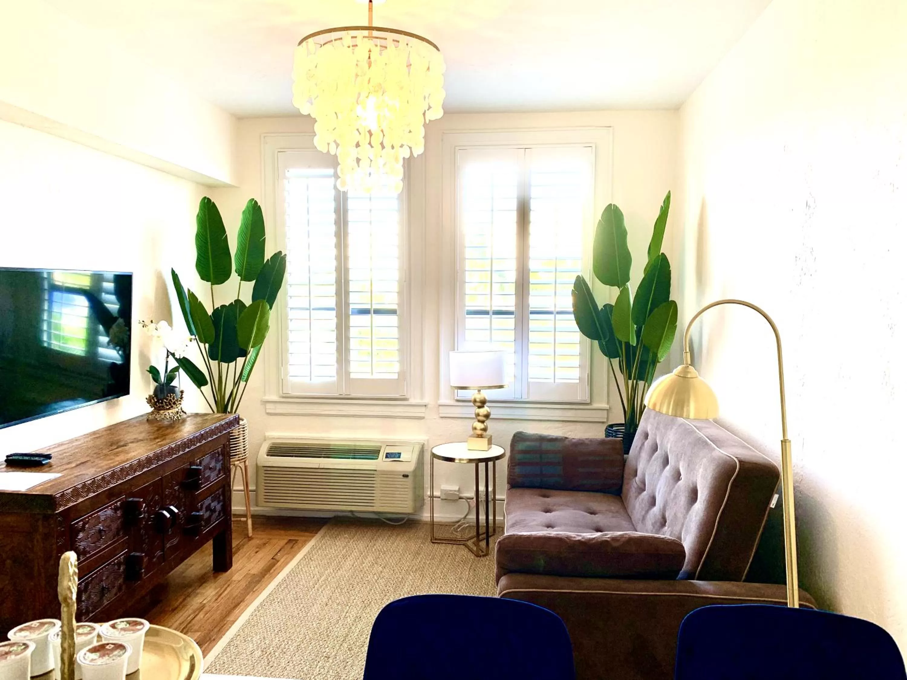 TV and multimedia in Tropicals of Palm Beach