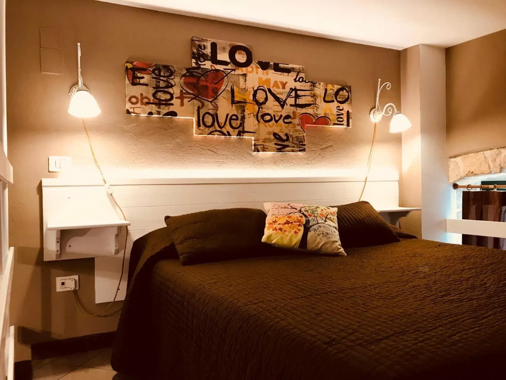 Small Double Room - single occupancy in Albergo Tripoli B&B Affittacamere Small Double Room - single occupancy in Albergo Tripoli B&B Affittacamere