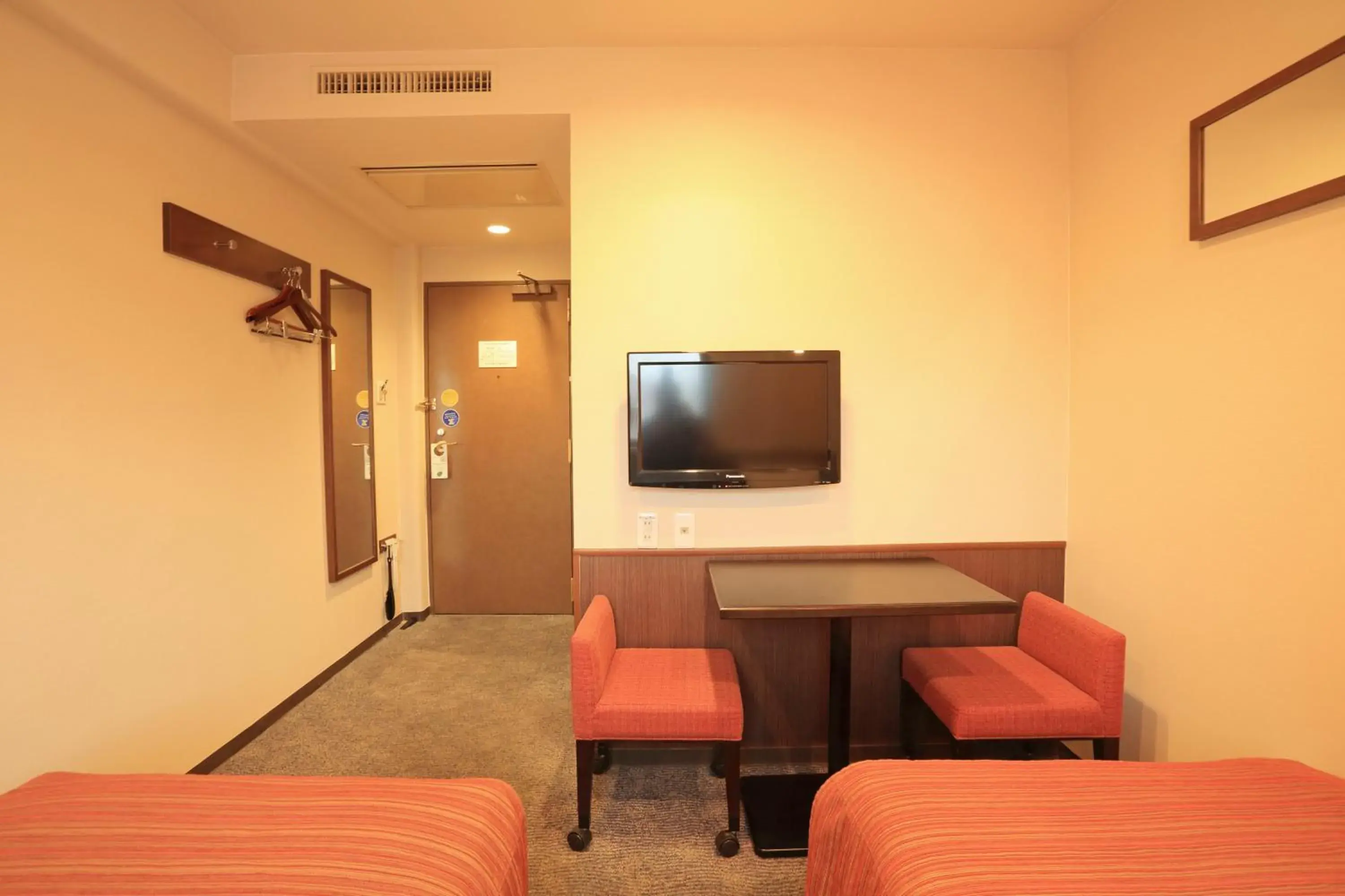 Photo of the whole room, TV/Entertainment Center in Smile Hotel Kawaguchi