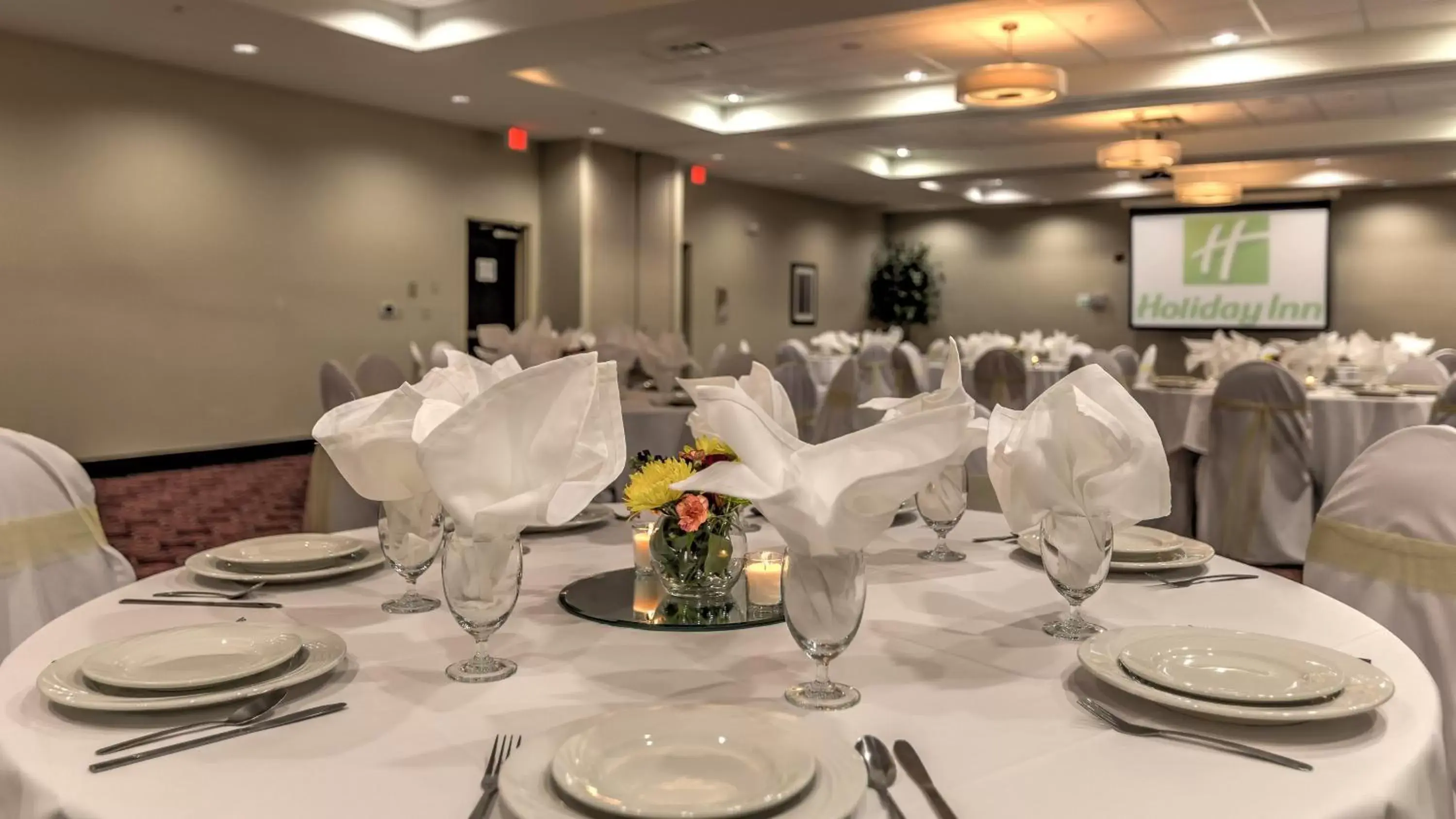 Banquet/Function facilities, Banquet Facilities in Holiday Inn North Quail Springs, an IHG Hotel