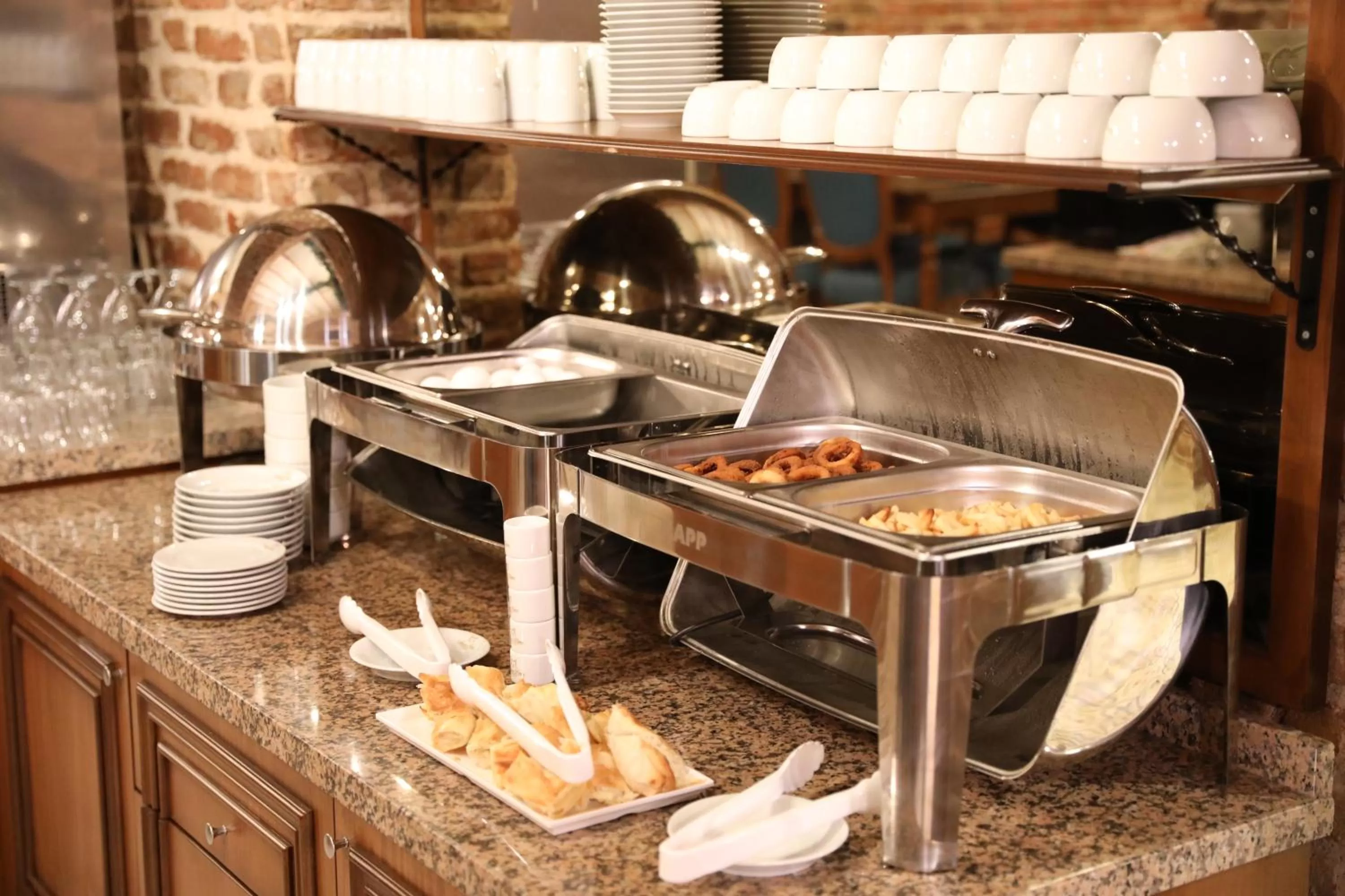 Food and drinks in Meserret Palace Hotel - Special Category